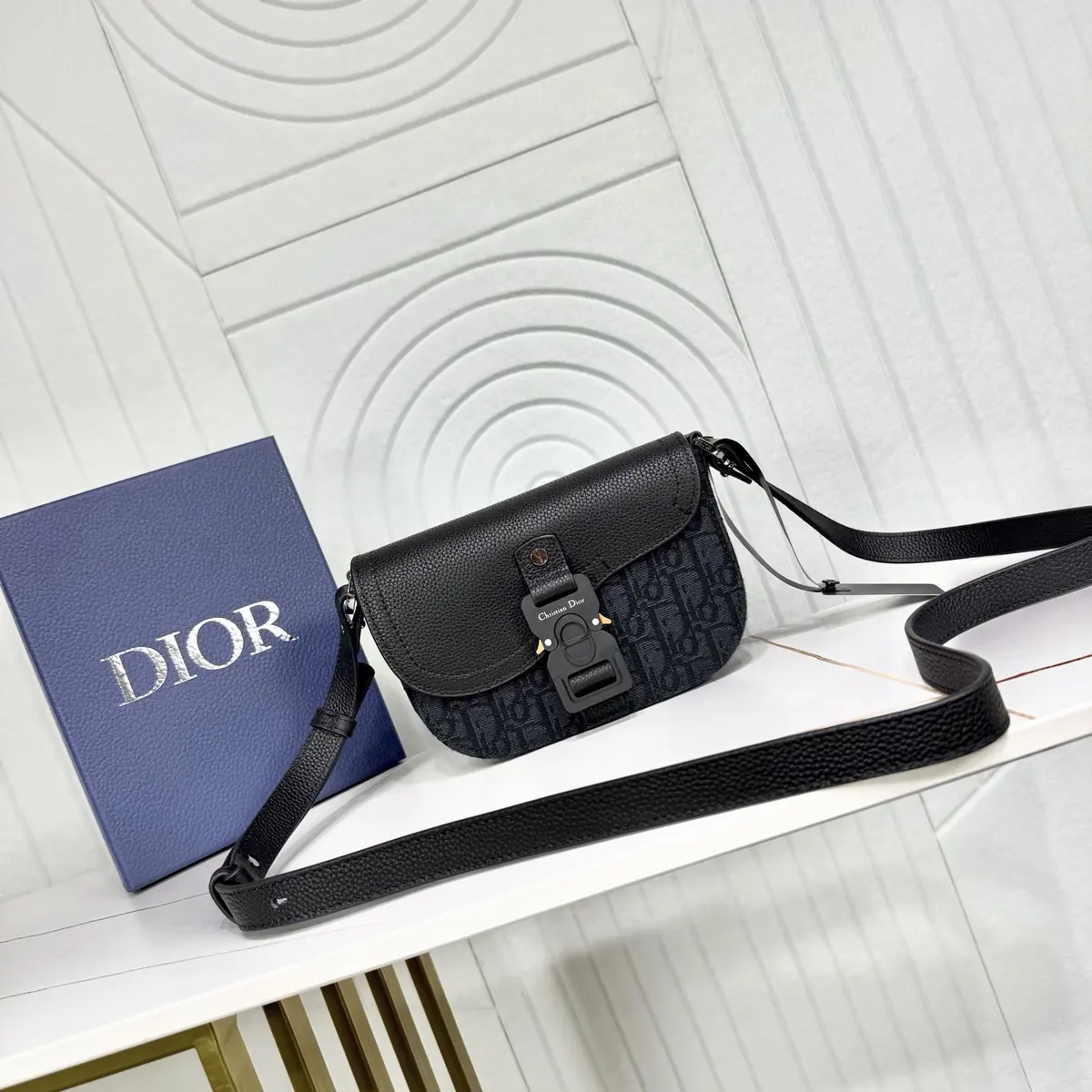 Dior Style Black Leather Top Handle Bag Lookbook Reference image 2