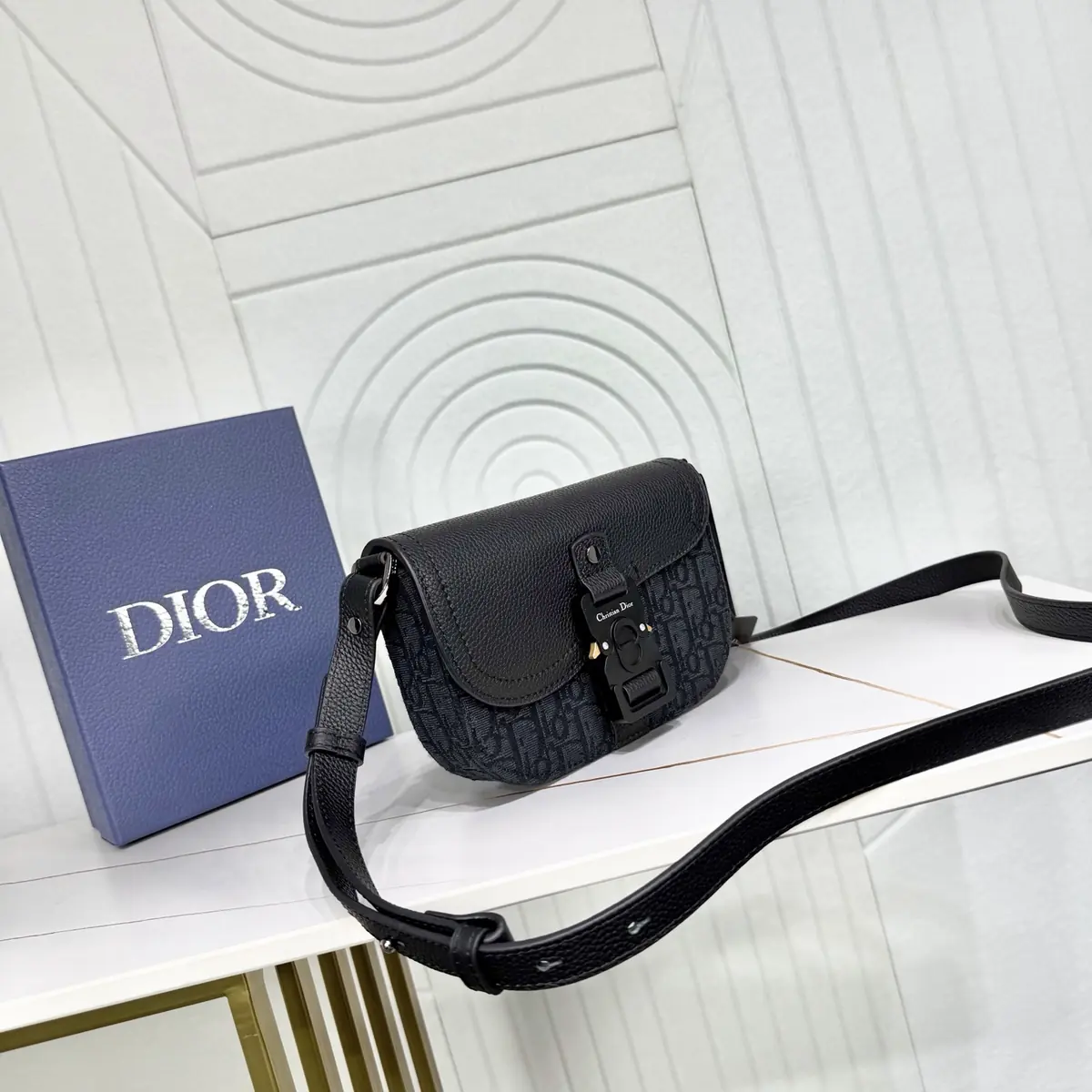 Dior Style Black Leather Top Handle Bag Lookbook Reference image 3