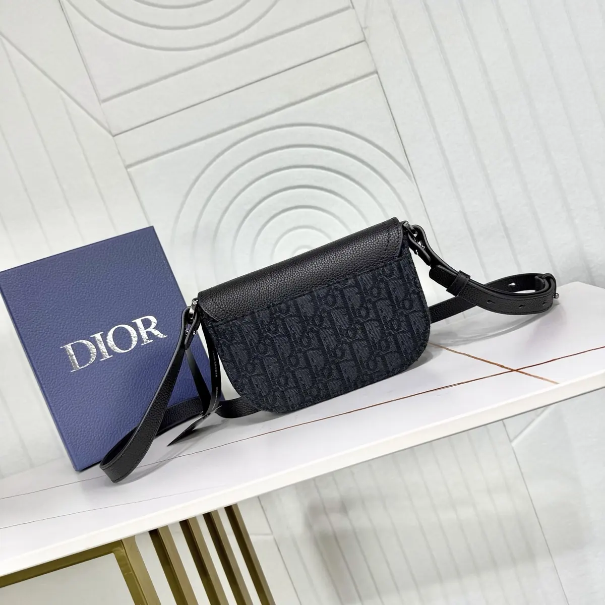 Dior Style Black Leather Top Handle Bag Lookbook Reference image 4