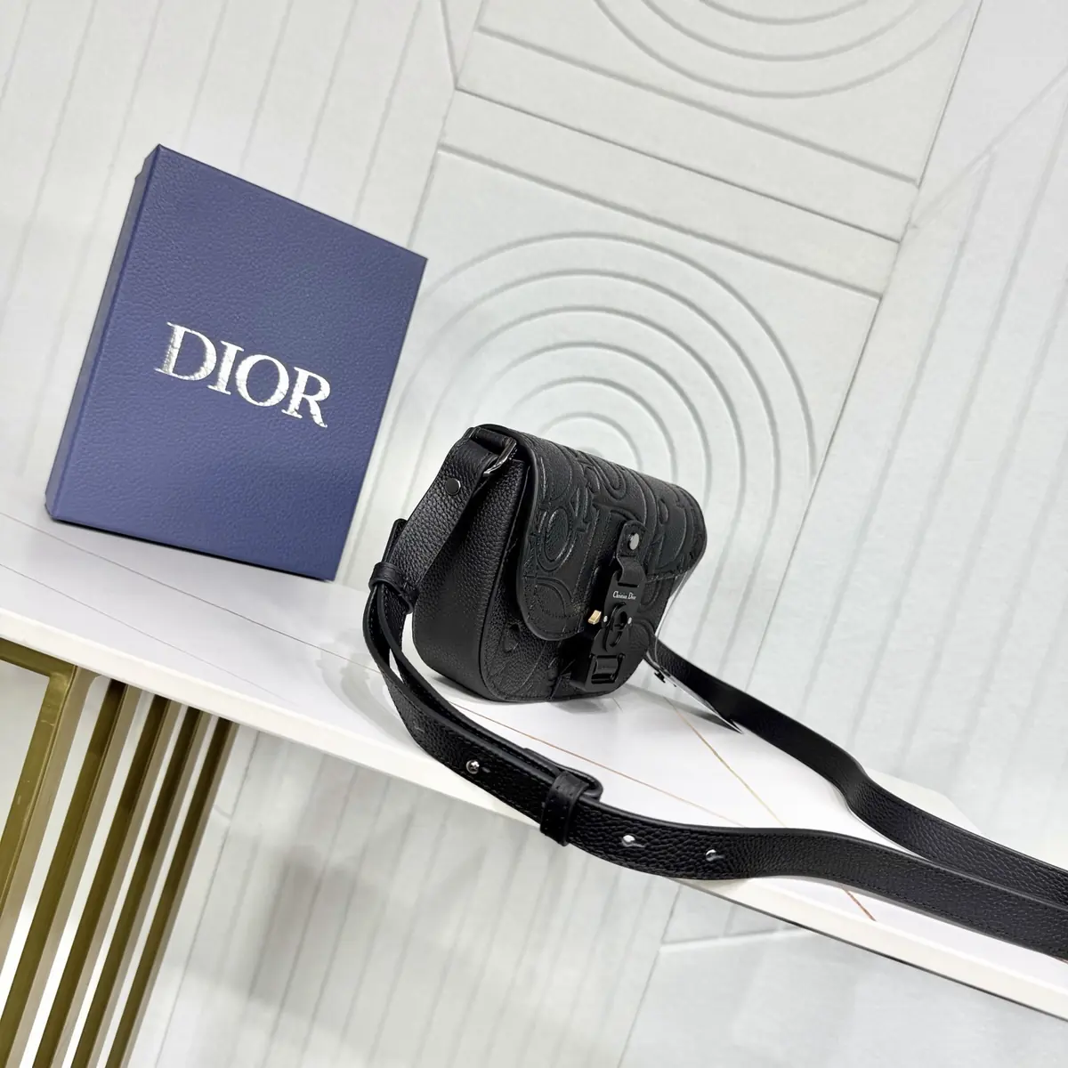 Dior Style Black Leather Top Handle Bag Lookbook Reference image 3