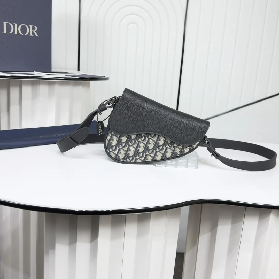 Dior Style Black Leather Top Handle Bag Lookbook Reference image 1