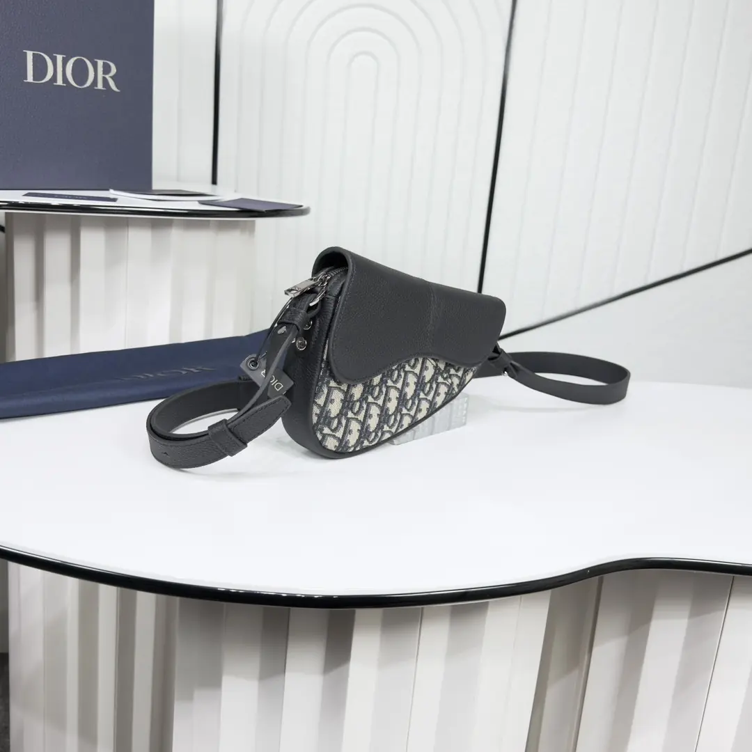 Dior Style Black Leather Top Handle Bag Lookbook Reference image 3