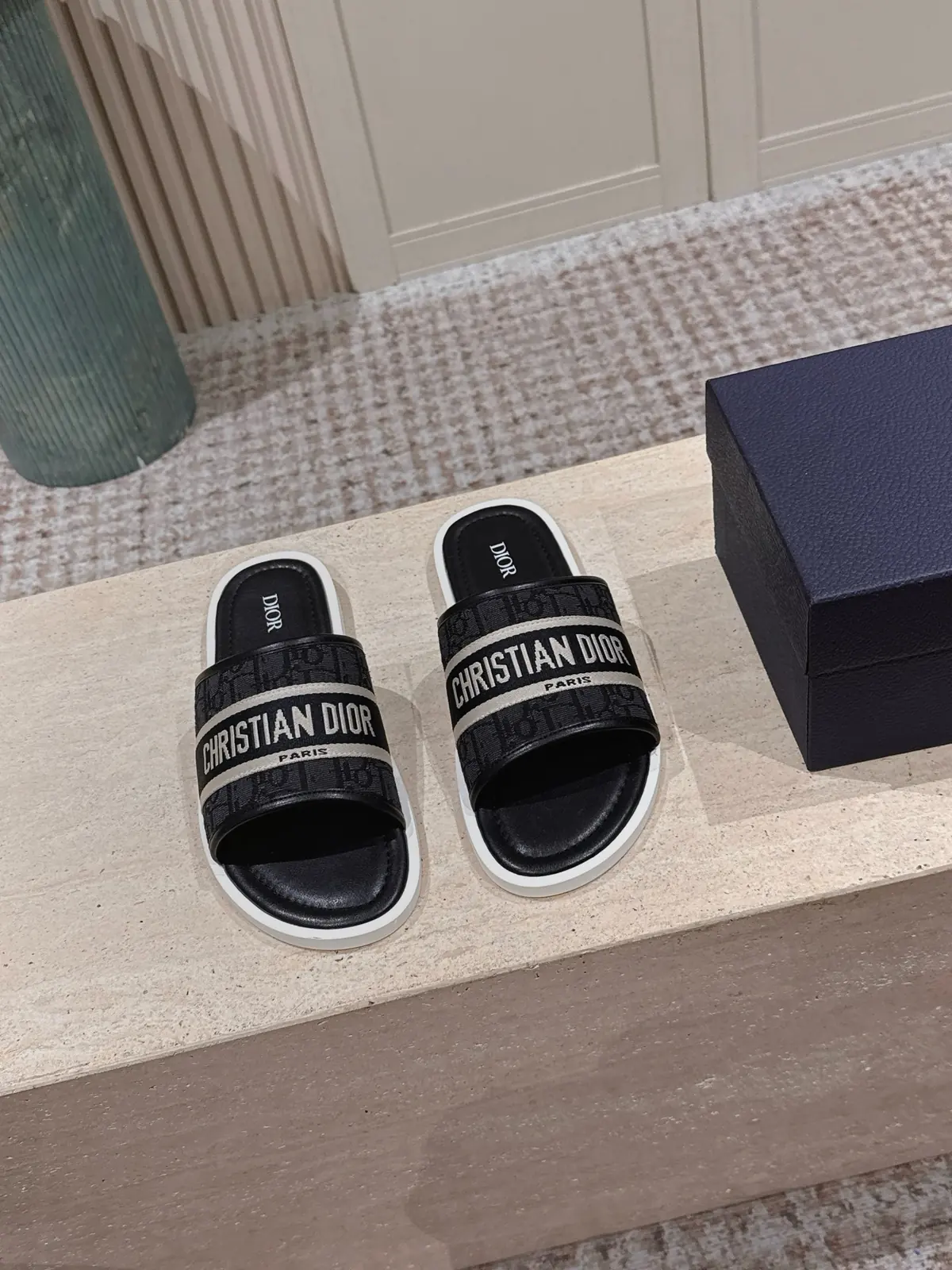 Dior Style Black Leather Women's Shoes Lookbook Reference image 2