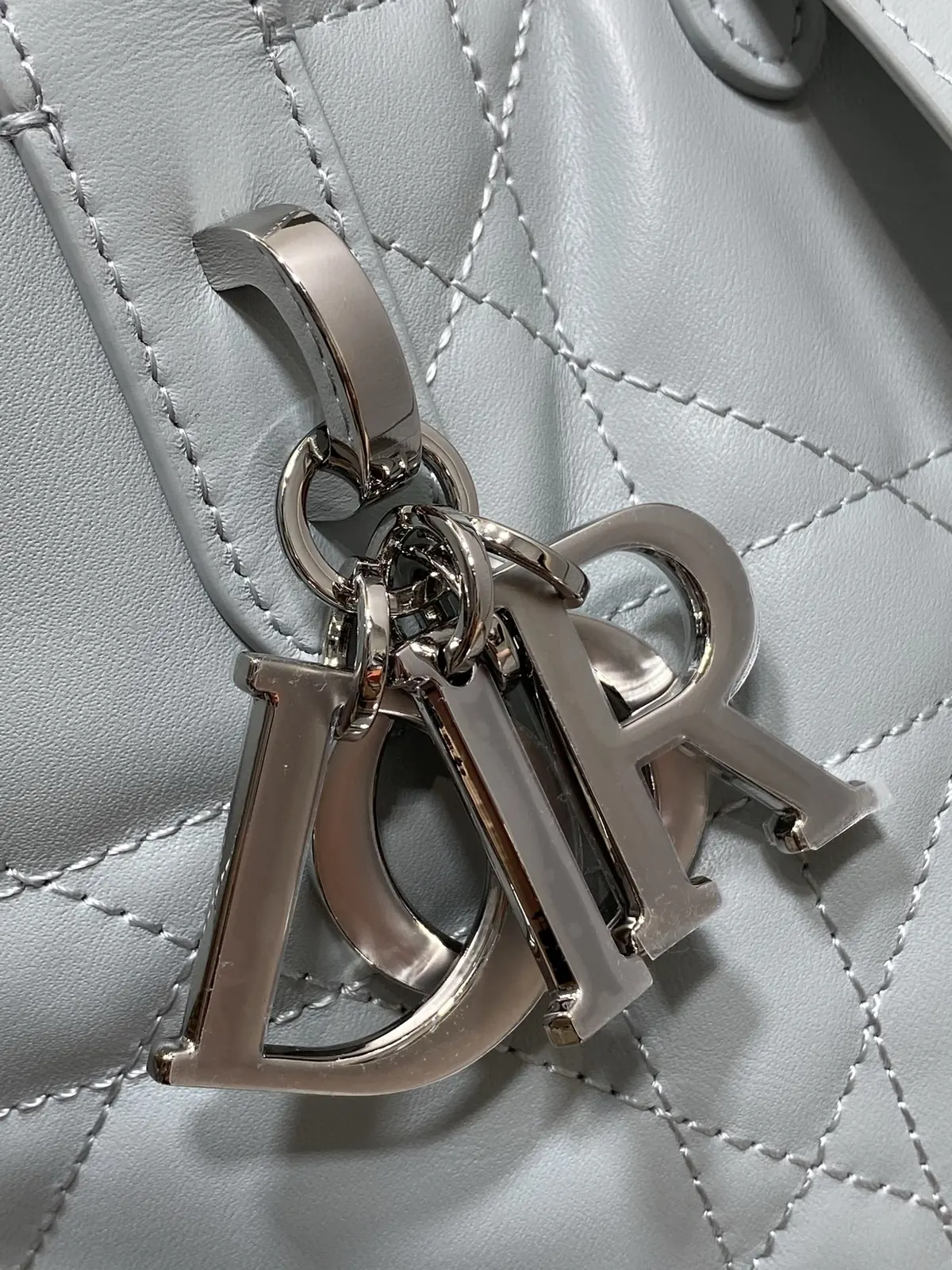 Dior Style Blue Bag Lookbook Reference image 3
