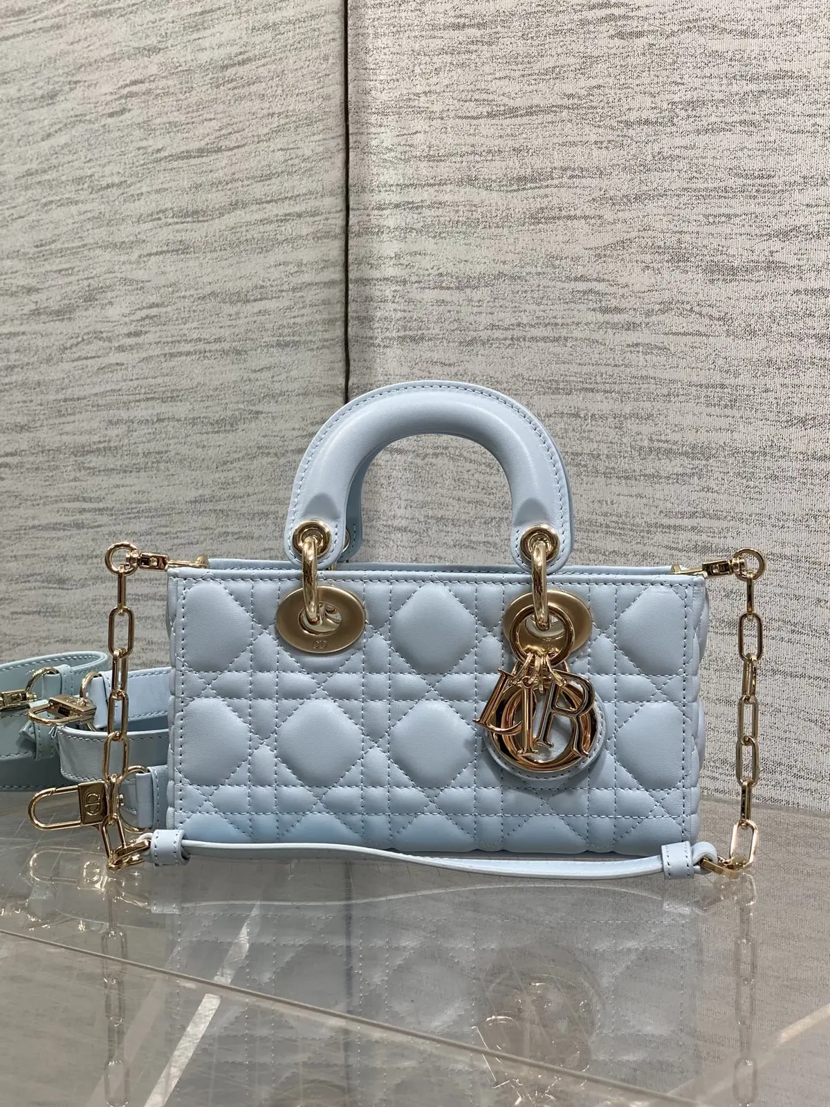Dior Style Blue Leather Bag style reference detail image 2 from source 787498