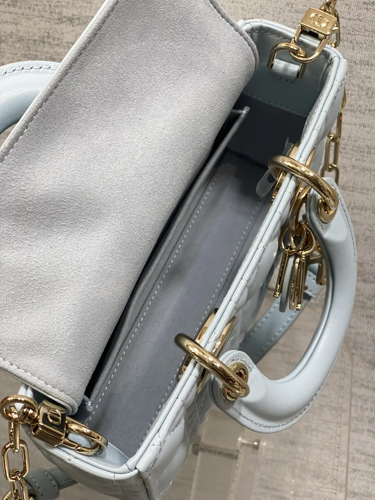Dior Style Blue Leather Bag style reference detail image 8 from source 787498