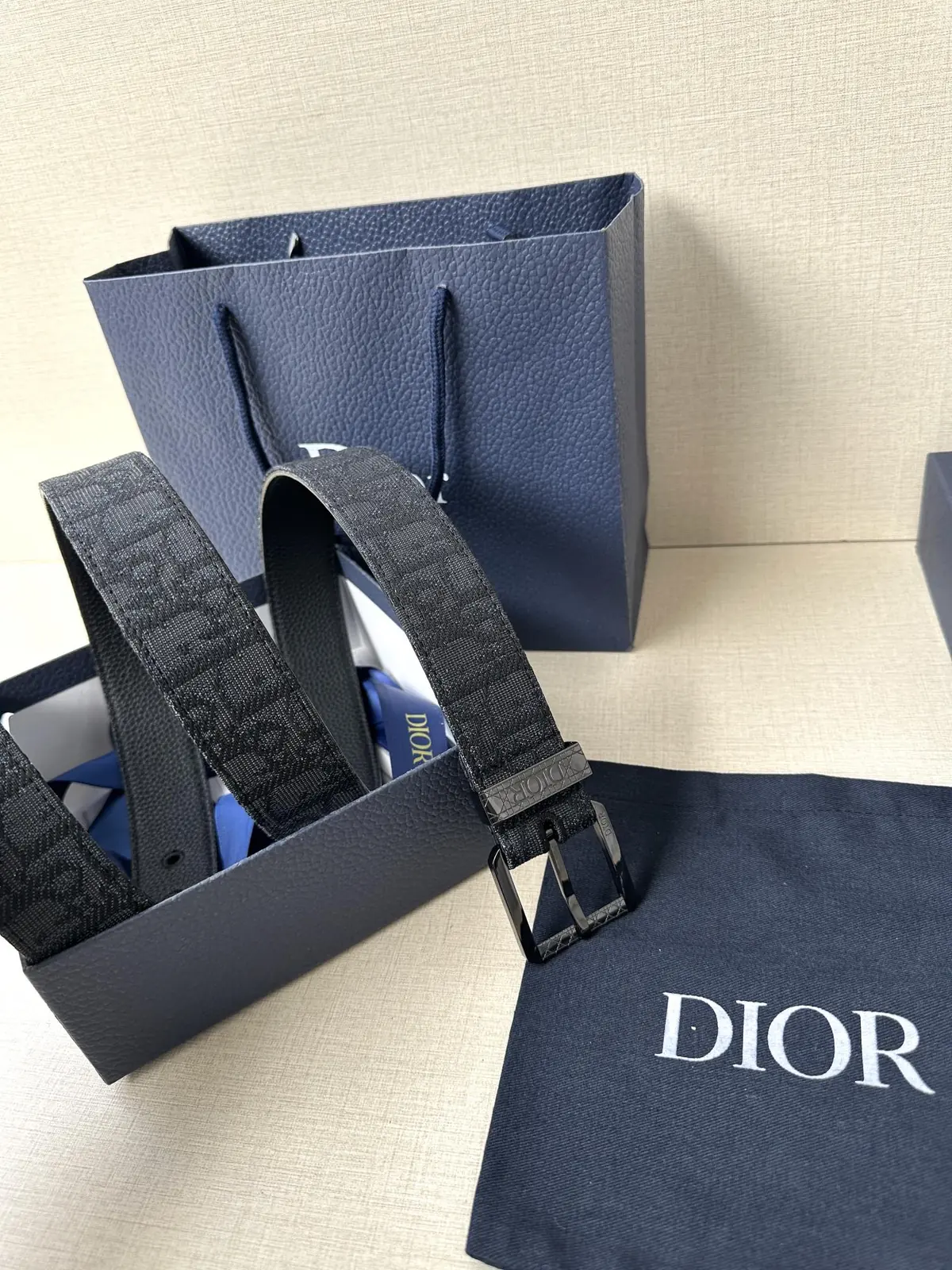 Dior Style Brown Leather Men's Belts Lookbook Reference image 4