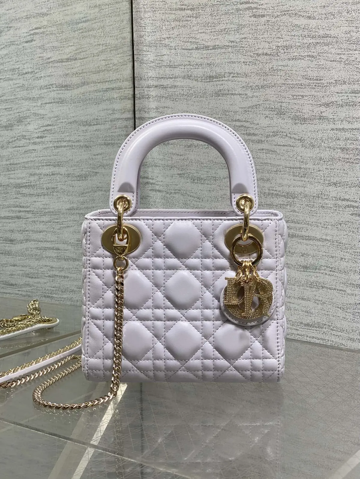 Dior Style Crossbody Bag Bags Crossbody Bag detail image 2 from source 741845