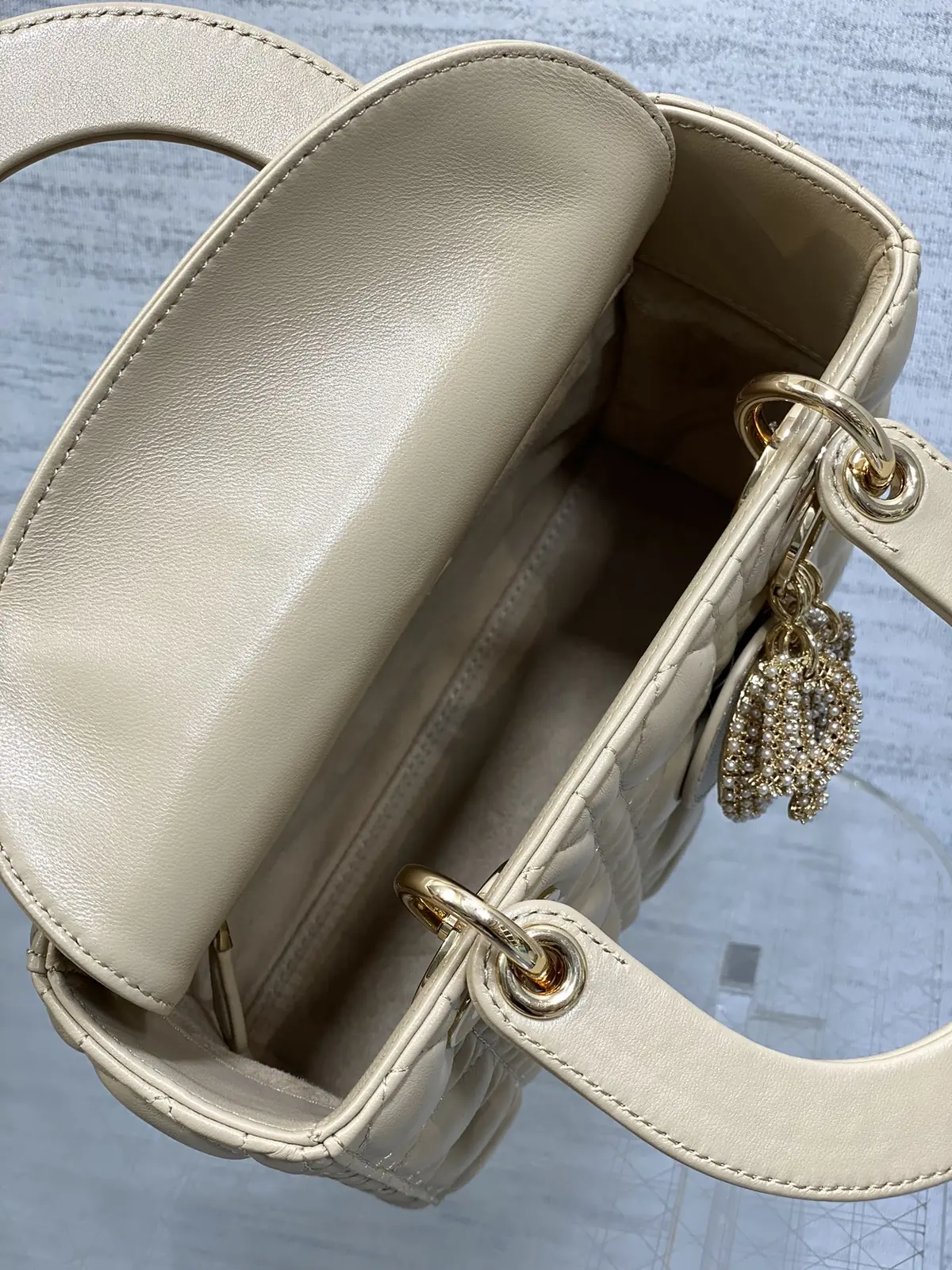 Dior Style Crossbody Bag Bags Crossbody Bag detail image 8 from source 741871