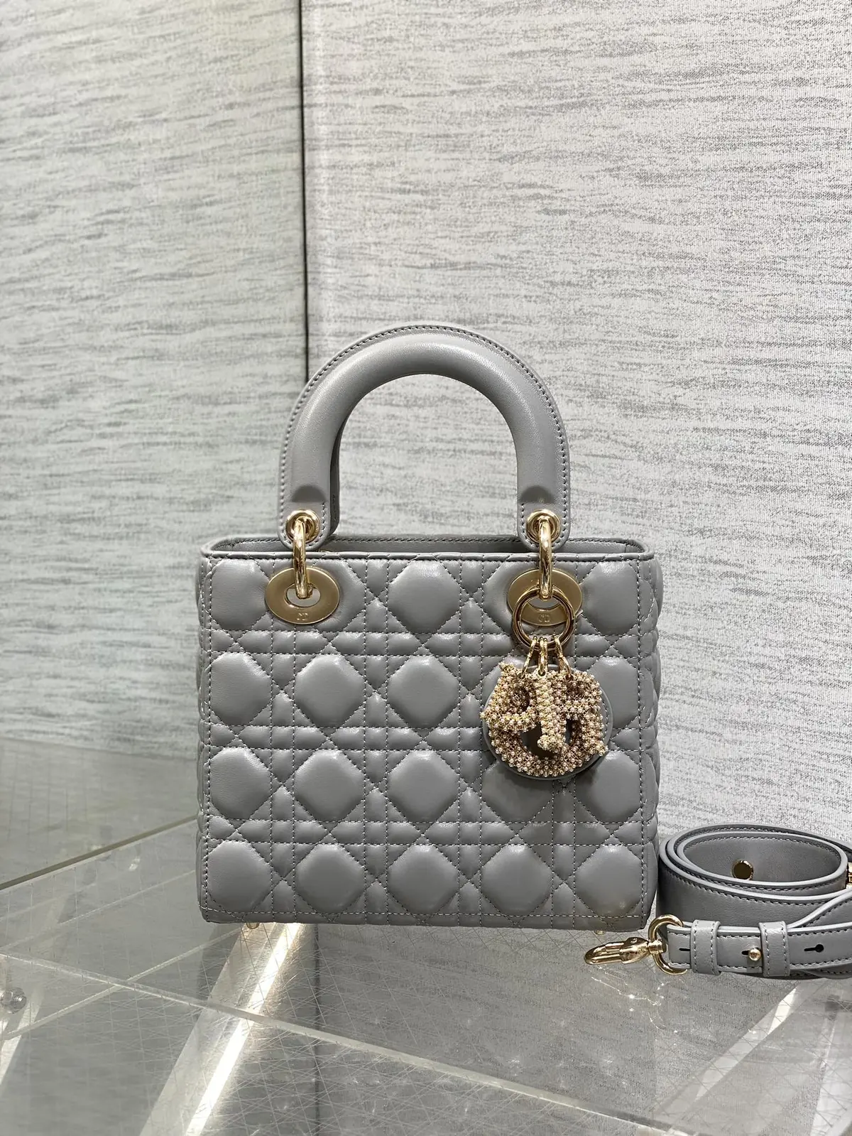 Dior Style Crossbody Bag Bags Crossbody Bag detail image 2 from source 741872