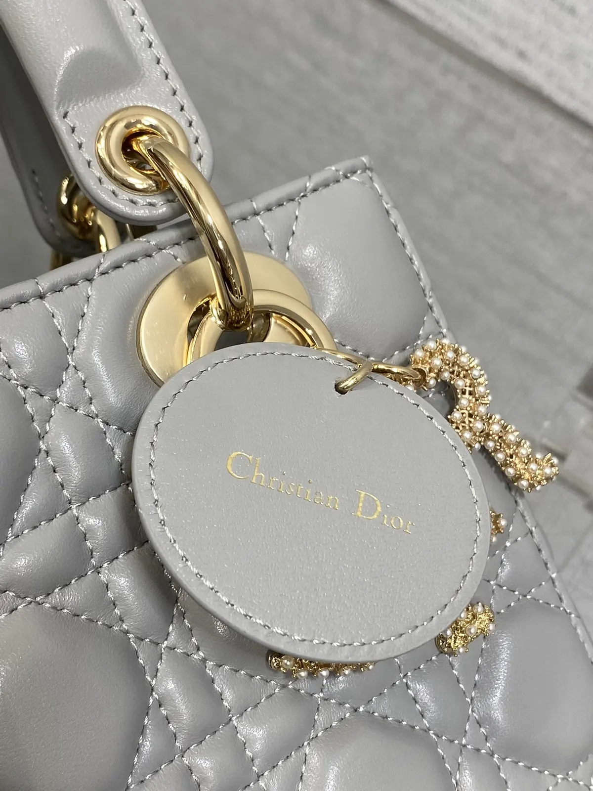 Dior Style Crossbody Bag Bags Crossbody Bag detail image 4 from source 741872