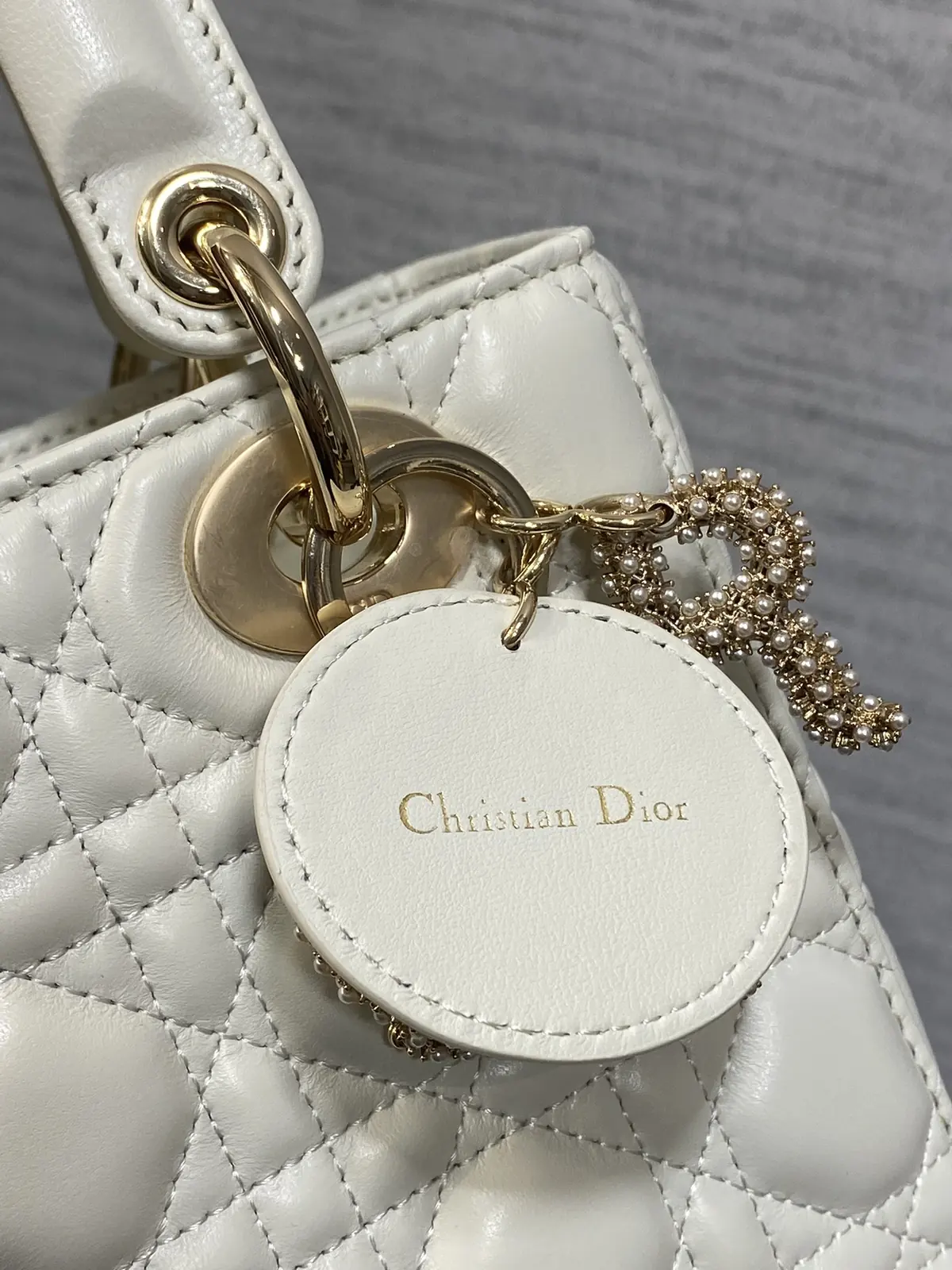 Dior Style Crossbody Bag Bags Crossbody Bag detail image 4 from source 741873