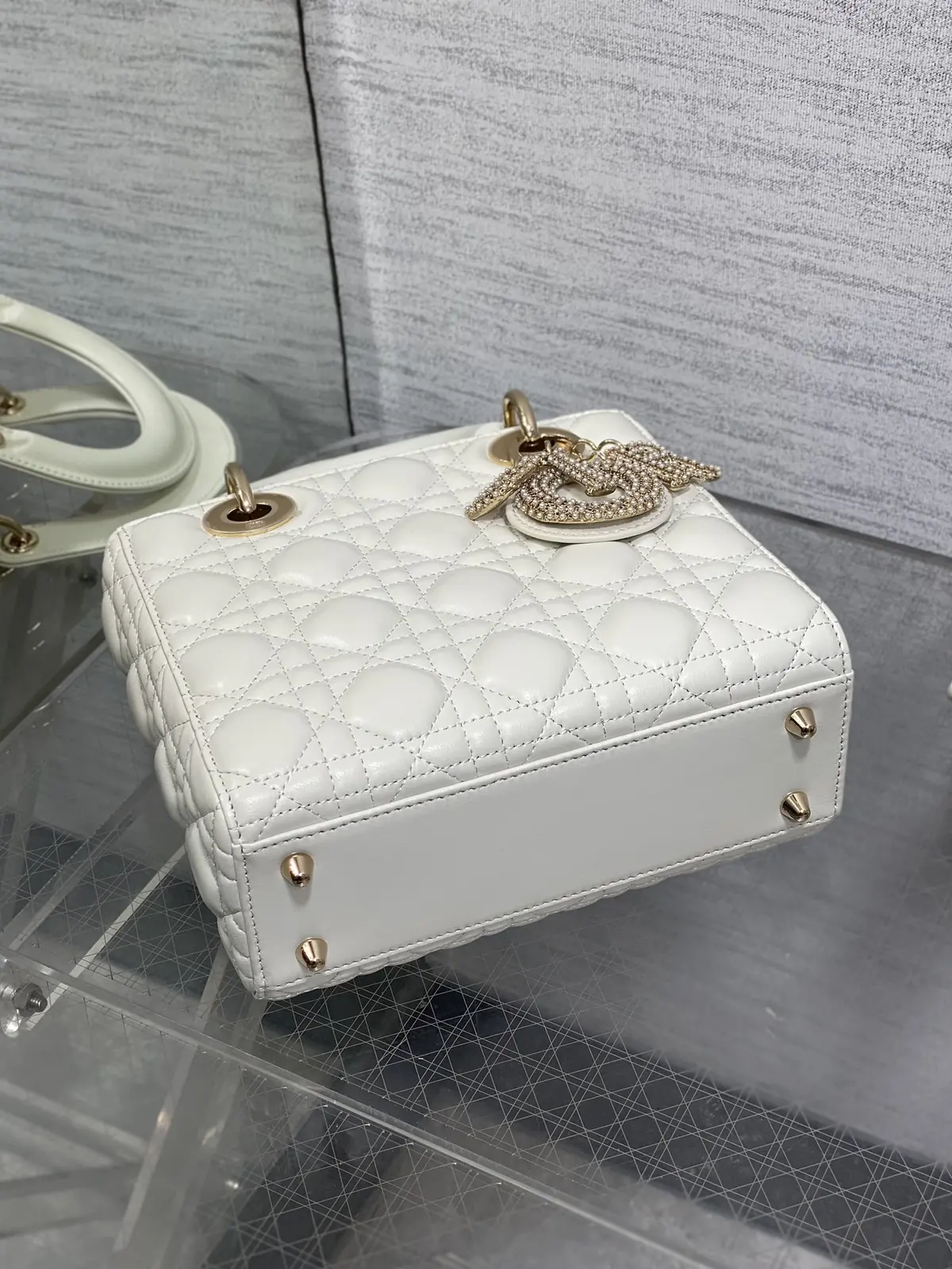 Dior Style Crossbody Bag Bags Crossbody Bag detail image 7 from source 741873