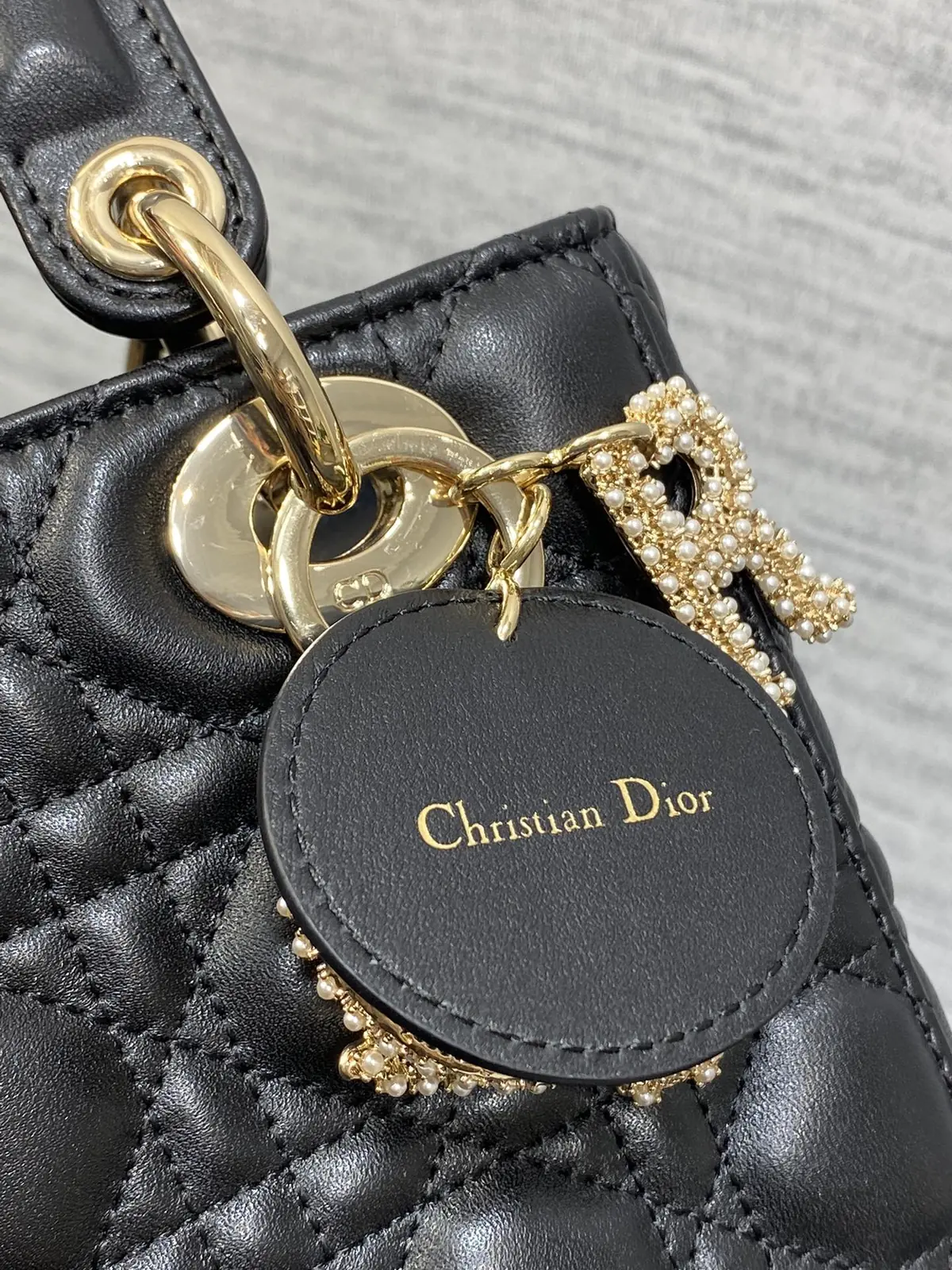 Dior Style Crossbody Bag Bags Crossbody Bag detail image 4 from source 741874