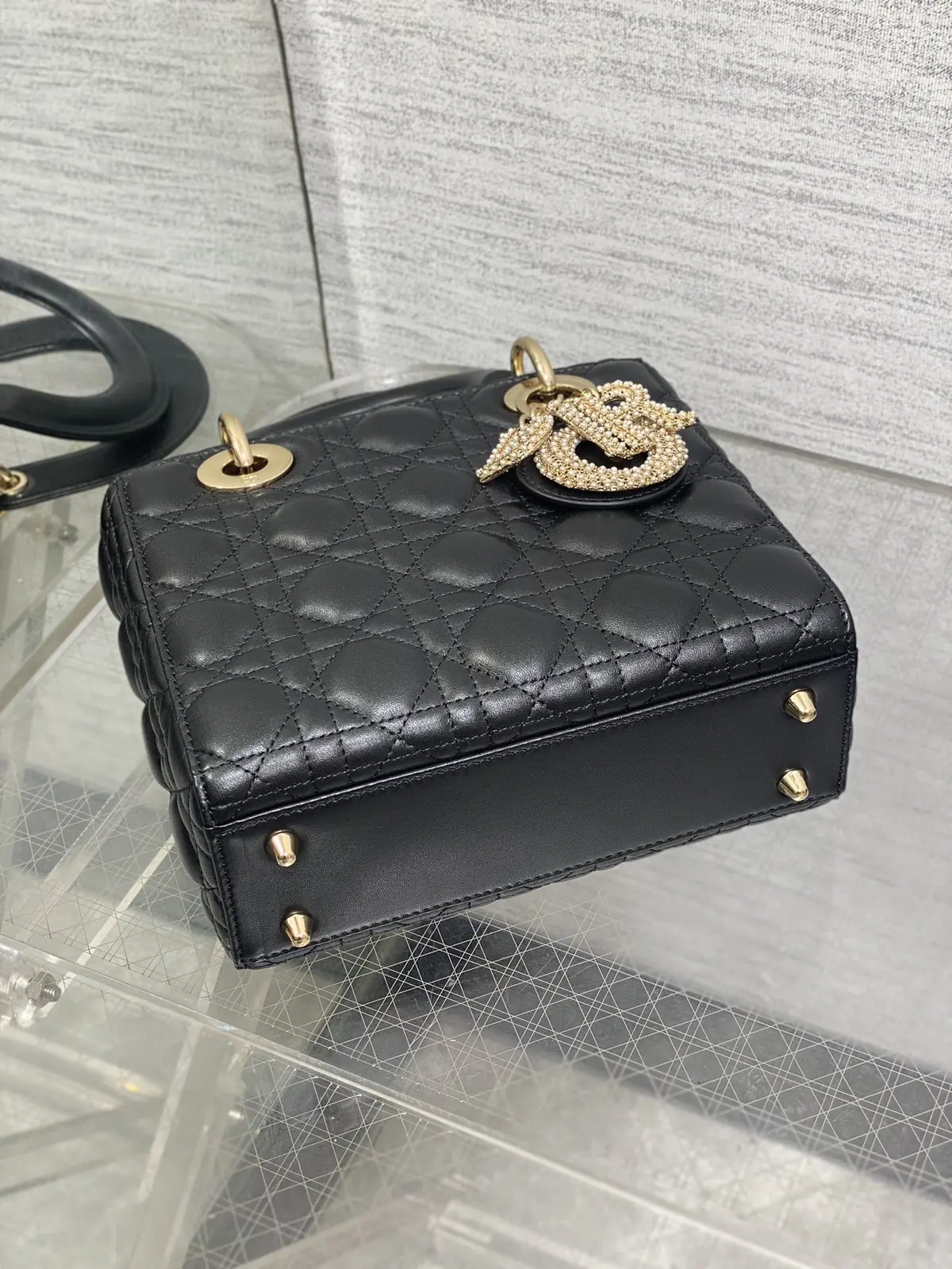 Dior Style Crossbody Bag Bags Crossbody Bag detail image 7 from source 741874