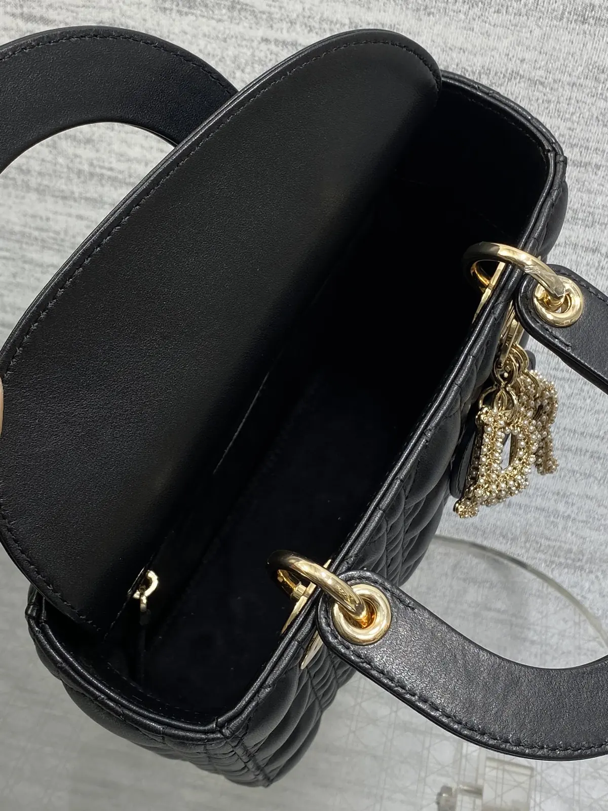 Dior Style Crossbody Bag Bags Crossbody Bag detail image 8 from source 741874