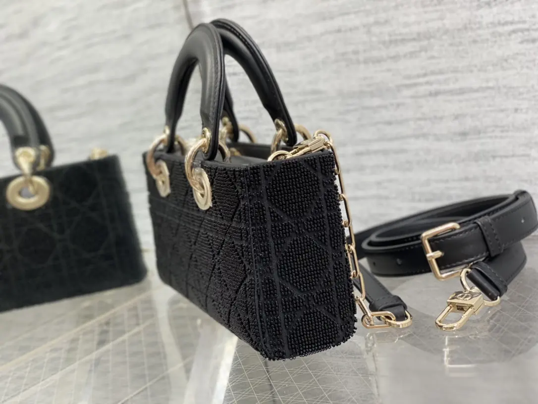 Dior Style Crossbody Bag Lookbook Reference image 6
