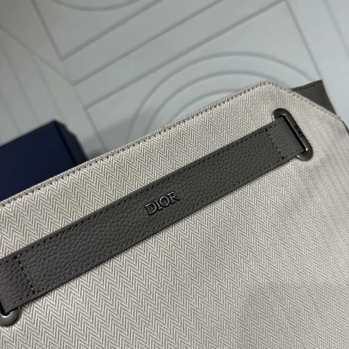 Dior Style Grey Leather Clutch Lookbook Reference image 4