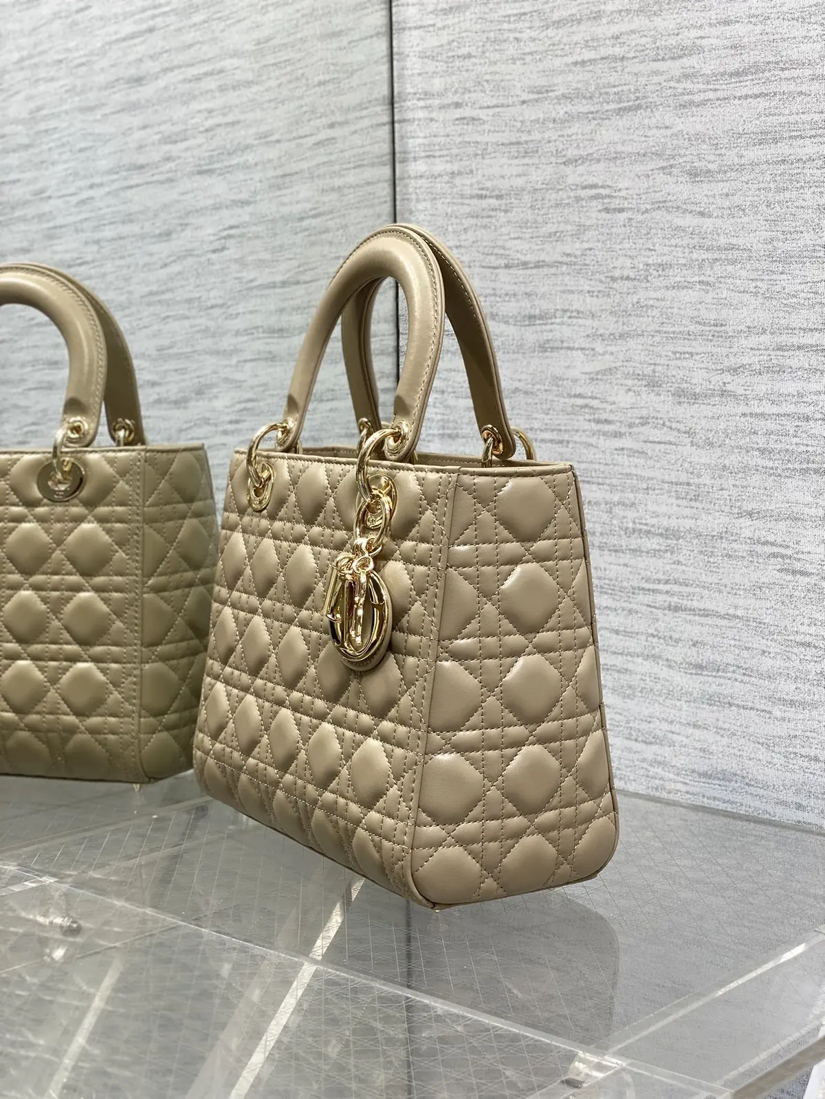 Dior Style Leather Bag Bags Bag detail image 6 from source 741855