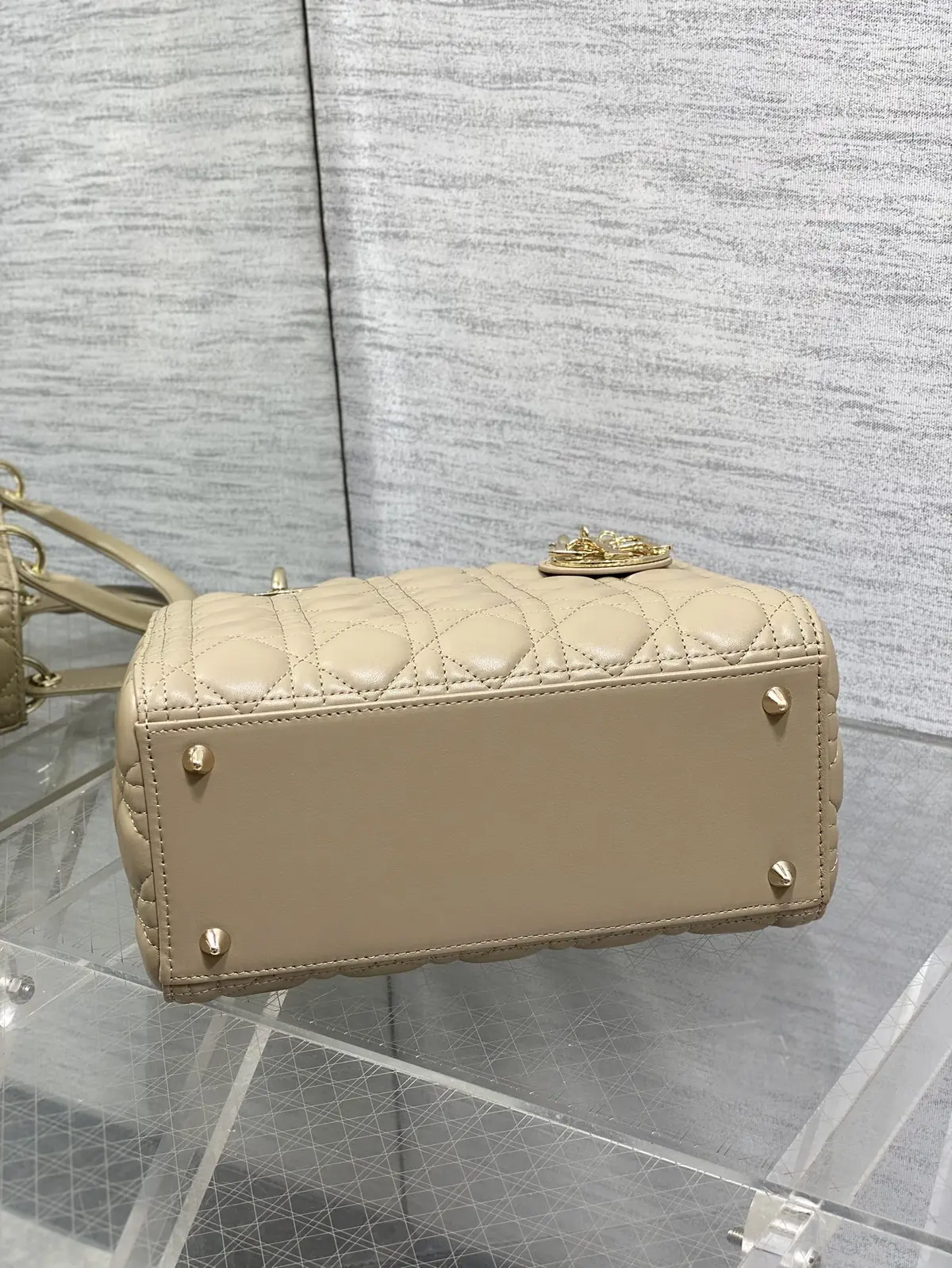 Dior Style Leather Bag Bags Bag detail image 7 from source 741855