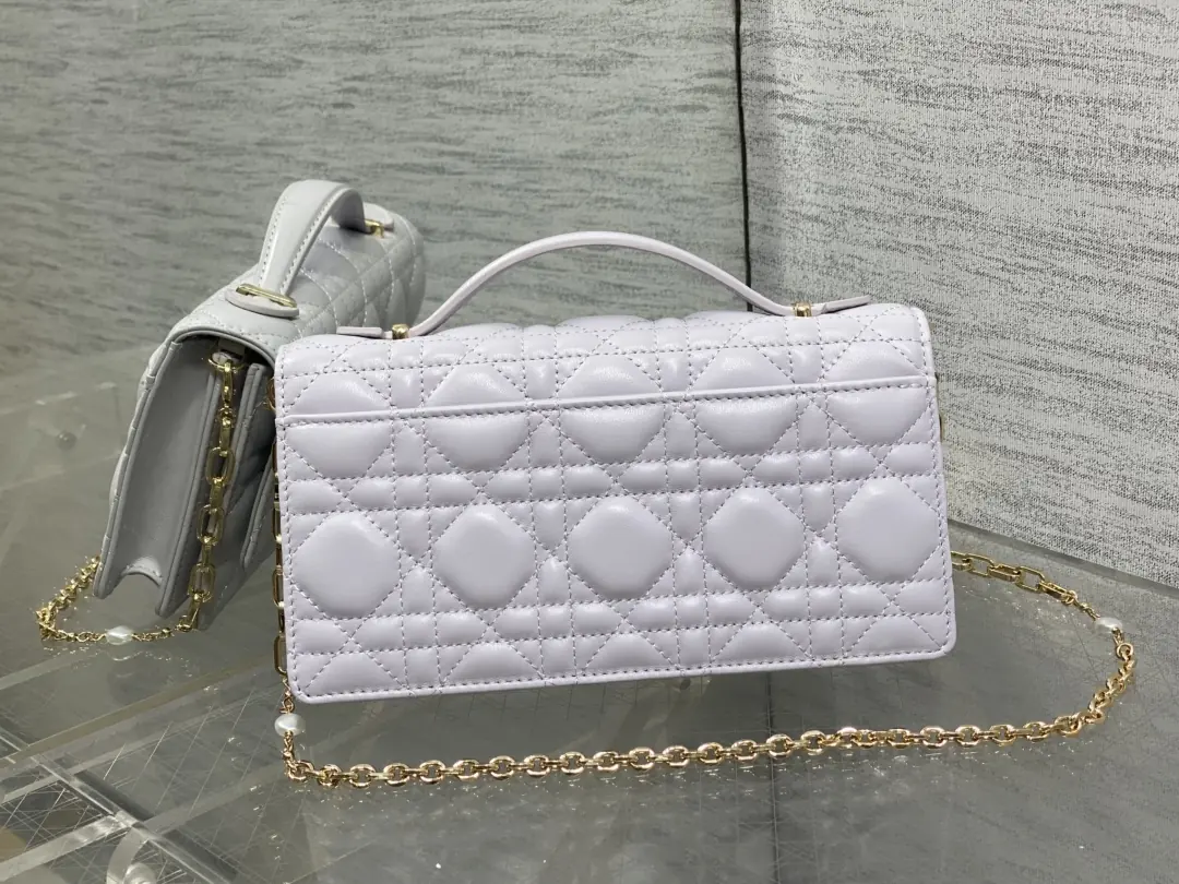 Dior Style Leather Clutch Bags Clutch detail image 4 from source 741852