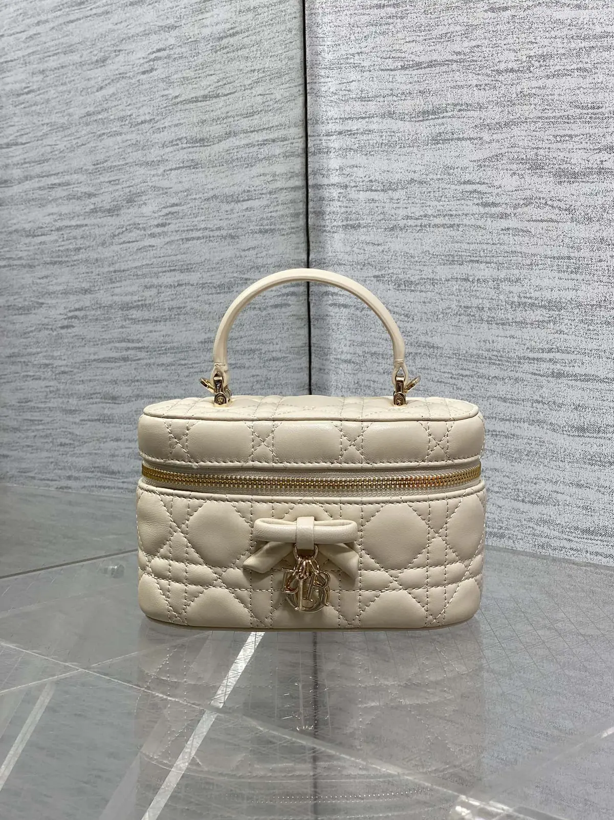 Dior Style Leather Crossbody Bag Lookbook Reference image 2