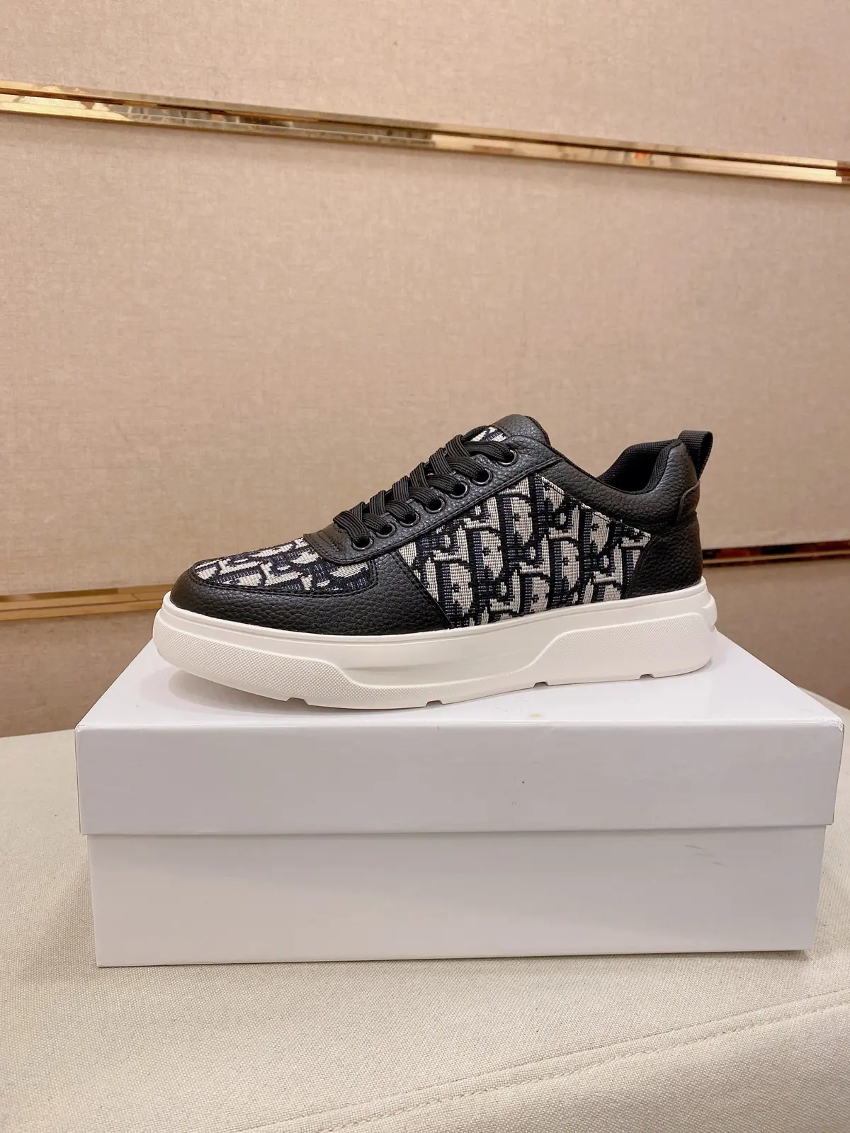 Dior Style Leather Men's Shoes Lookbook Reference image 1