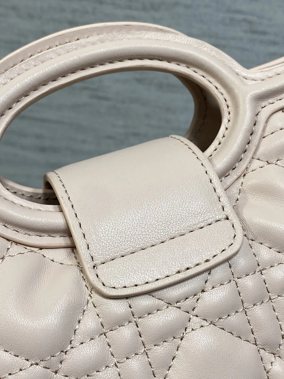 Dior Style Pink Chain Bag Bags Chain Bag detail image 4 from source 741884