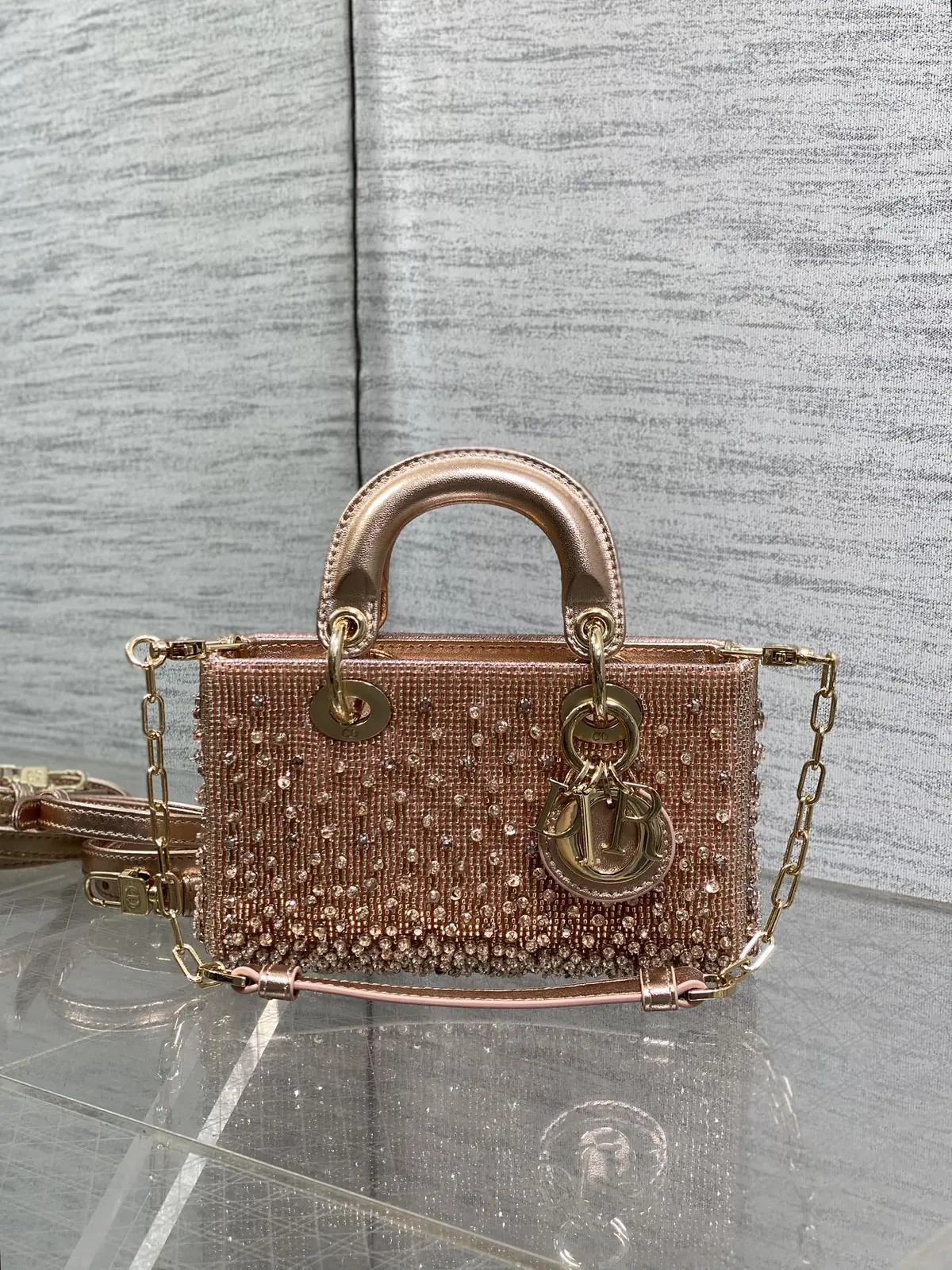 Dior Style Red Leather Card Holder Lookbook Reference image 2