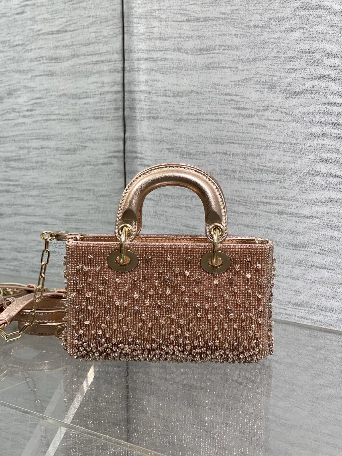 Dior Style Red Leather Card Holder Lookbook Reference image 5