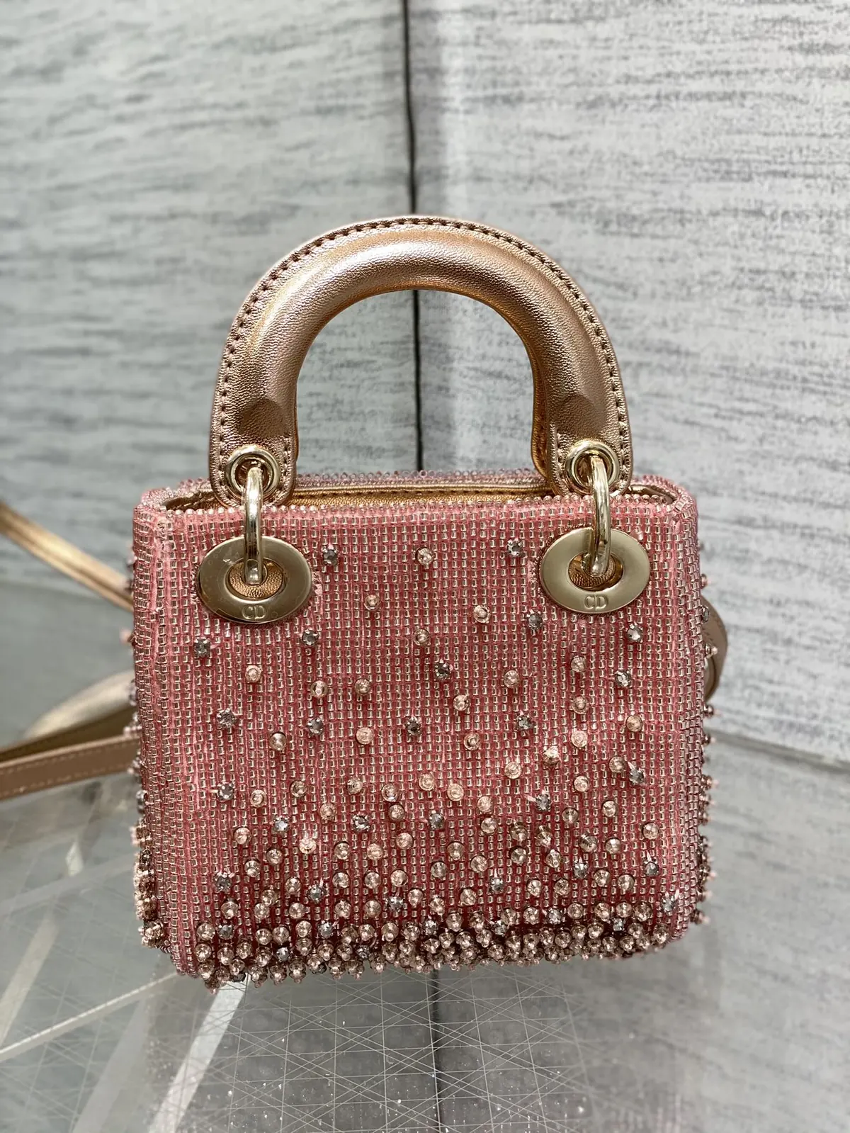 Dior Style Red Leather Card Holder Lookbook Reference image 5