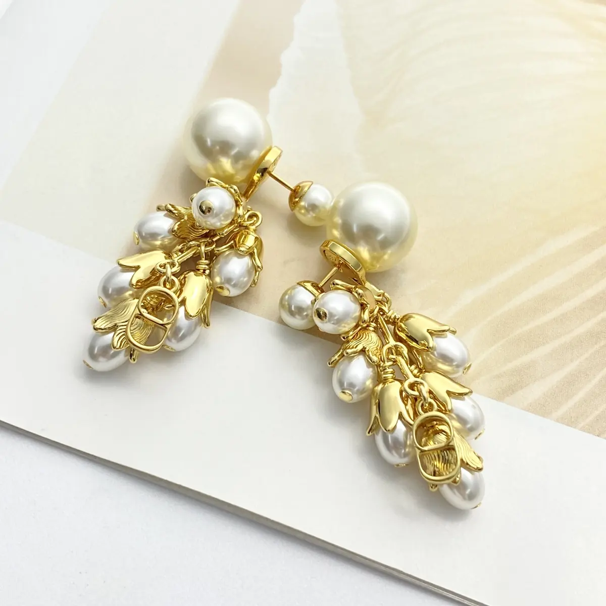 Dior Style White Accessories Lookbook Reference image 6