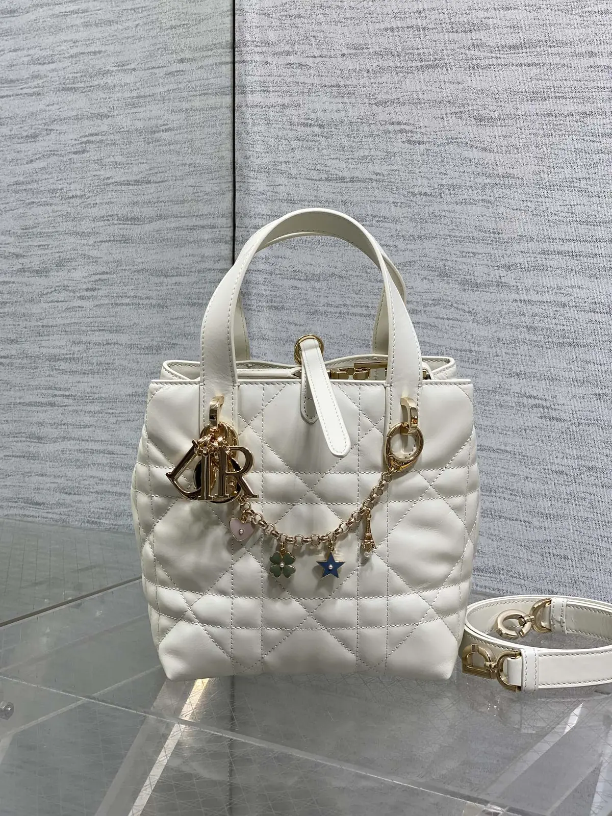 Dior Style White Leather Bag Bags Bag detail image 1 from source 741849