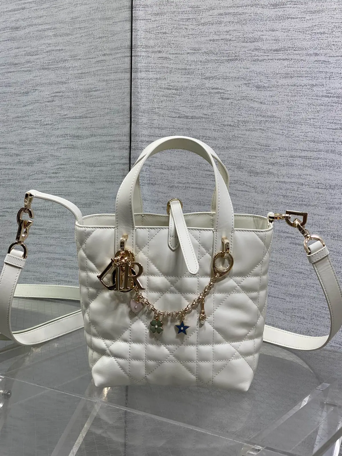 Dior Style White Leather Bag Bags Bag detail image 2 from source 741849