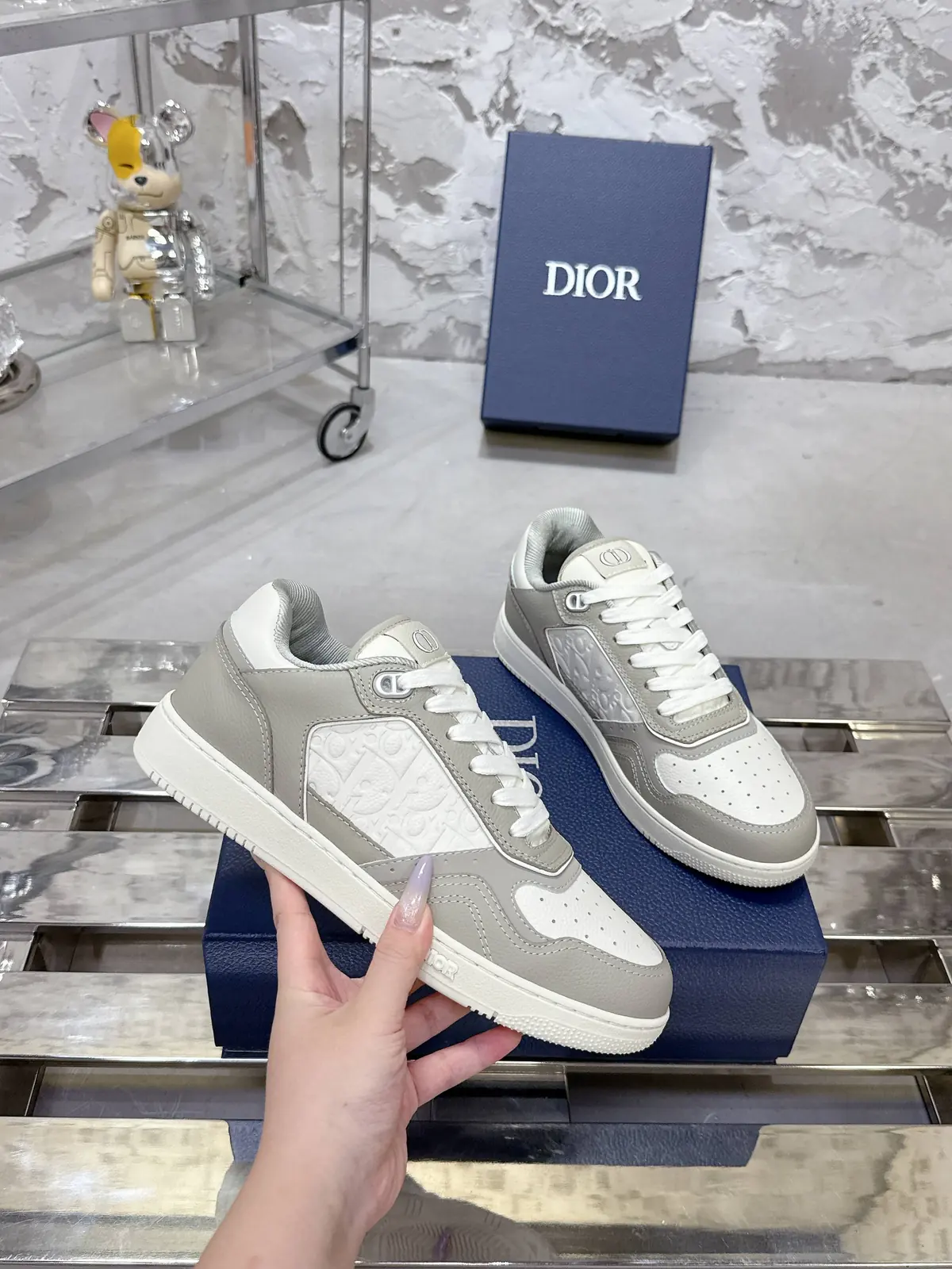 Dior Style White Leather Men's Shoes Lookbook Reference image 6