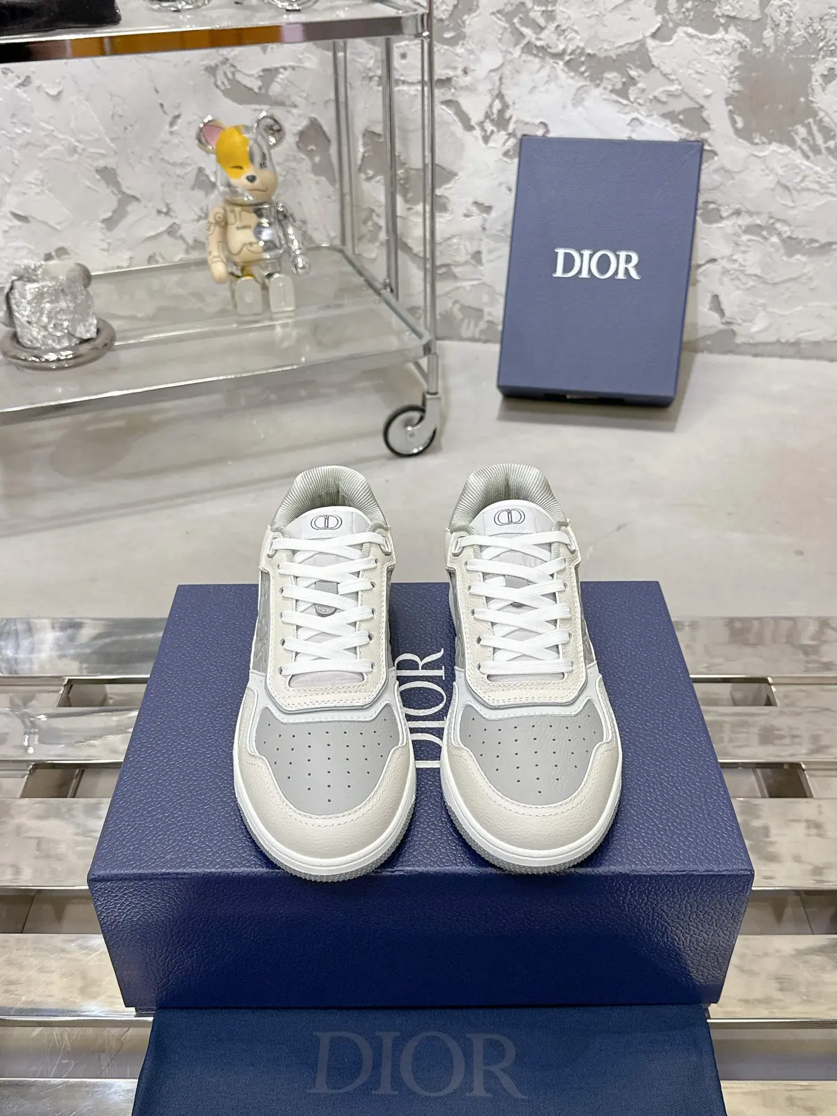 Dior Style White Leather Men's Shoes Lookbook Reference image 1
