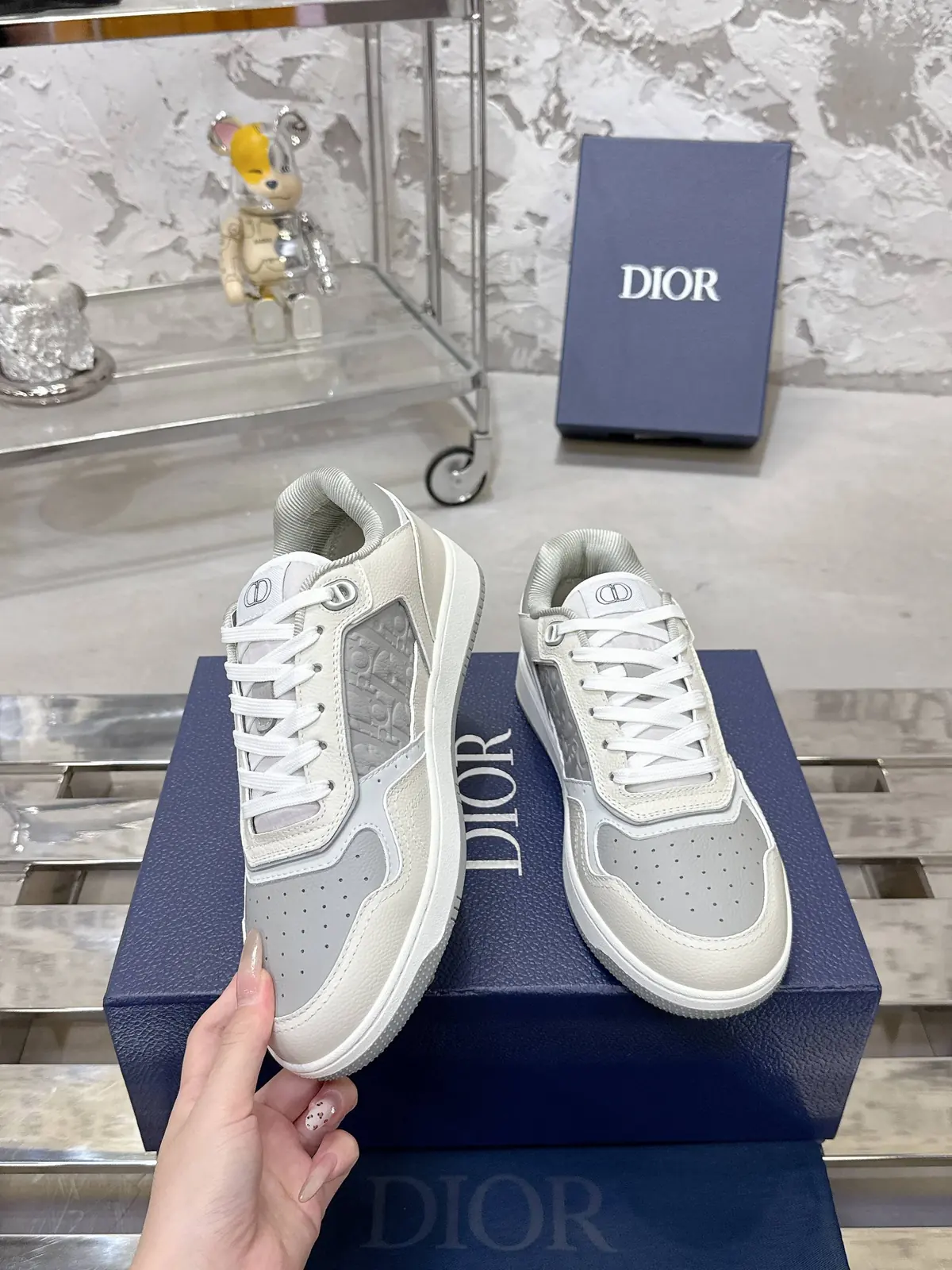 Dior Style White Leather Men's Shoes Lookbook Reference image 3