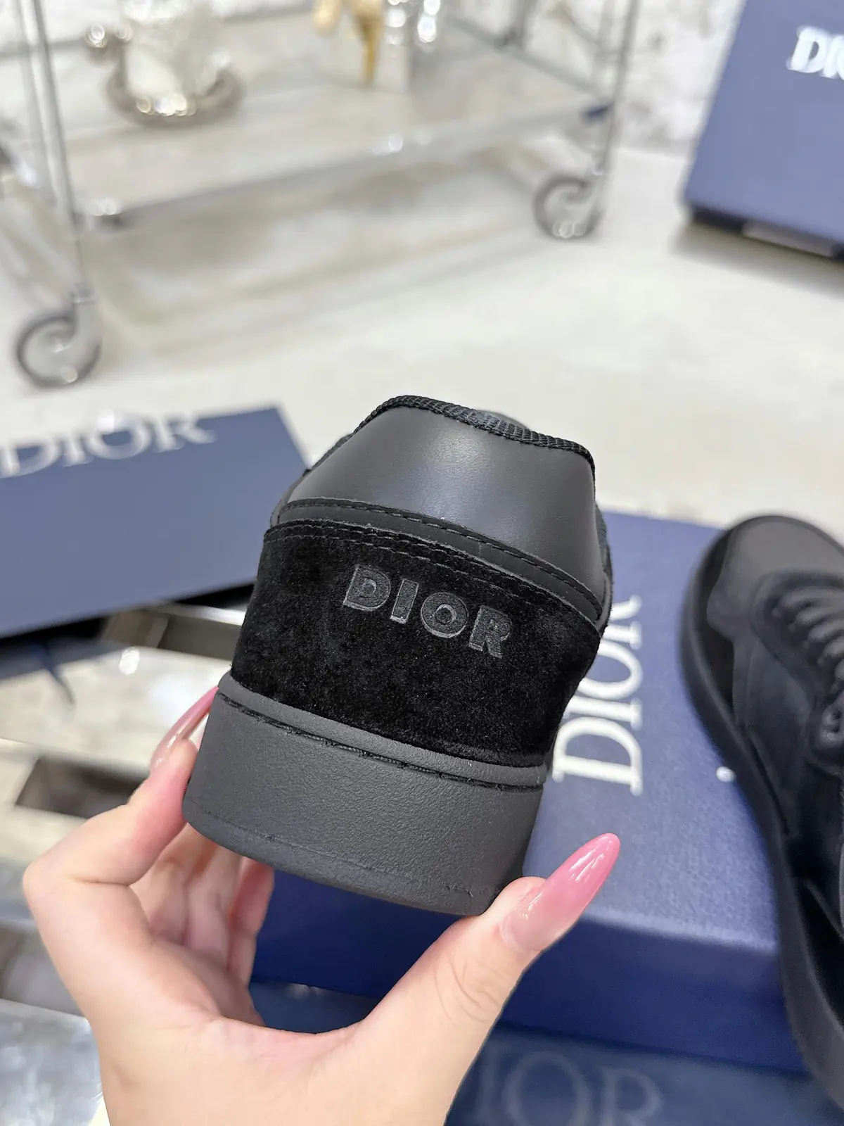 Dior Style White Leather Men's Shoes Lookbook Reference image 5