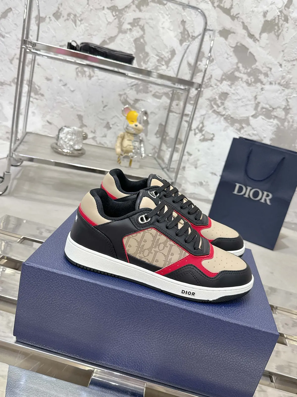 Dior Style White Leather Men's Shoes Lookbook Reference image 1