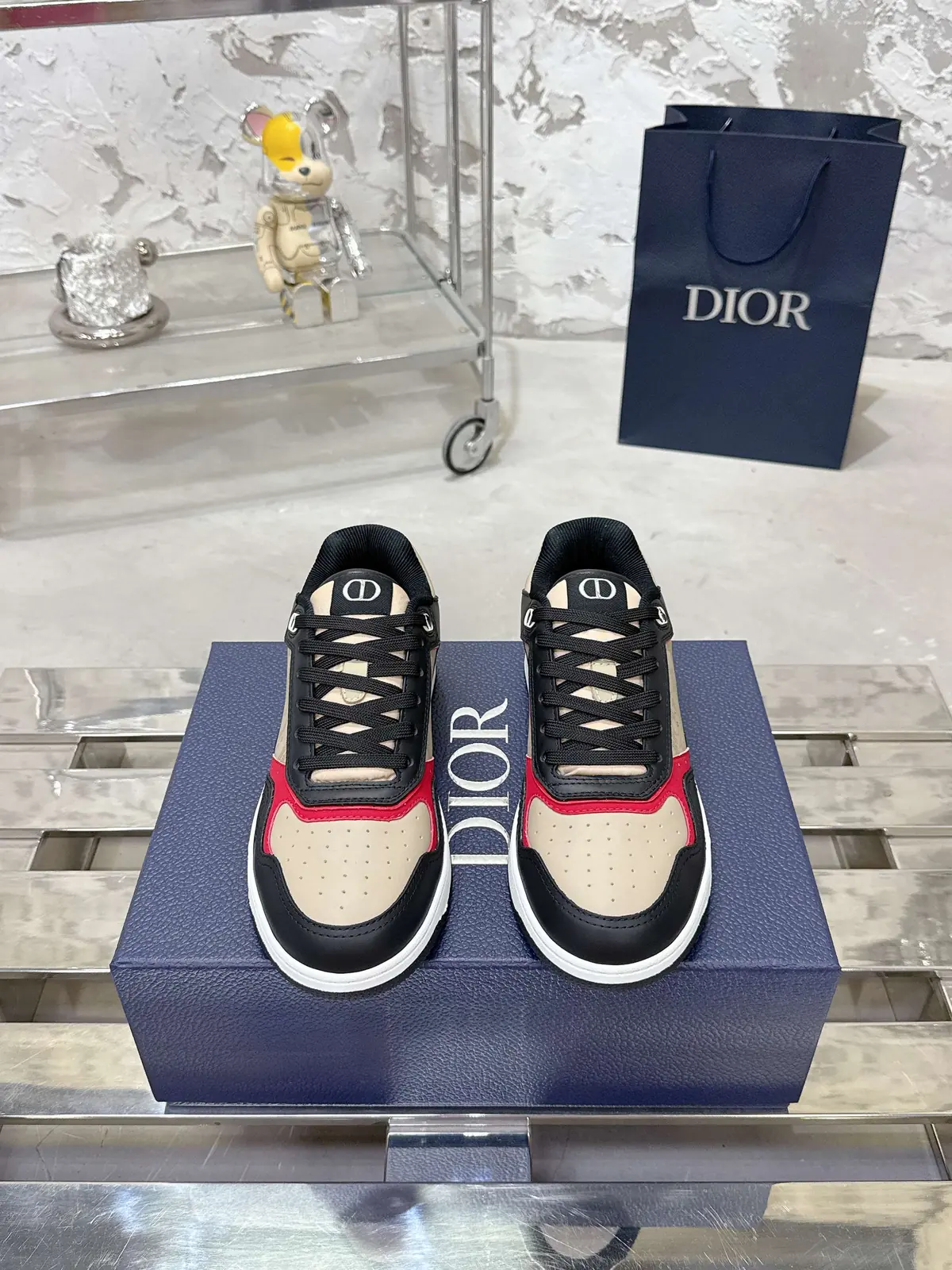 Dior Style White Leather Men's Shoes Lookbook Reference image 2
