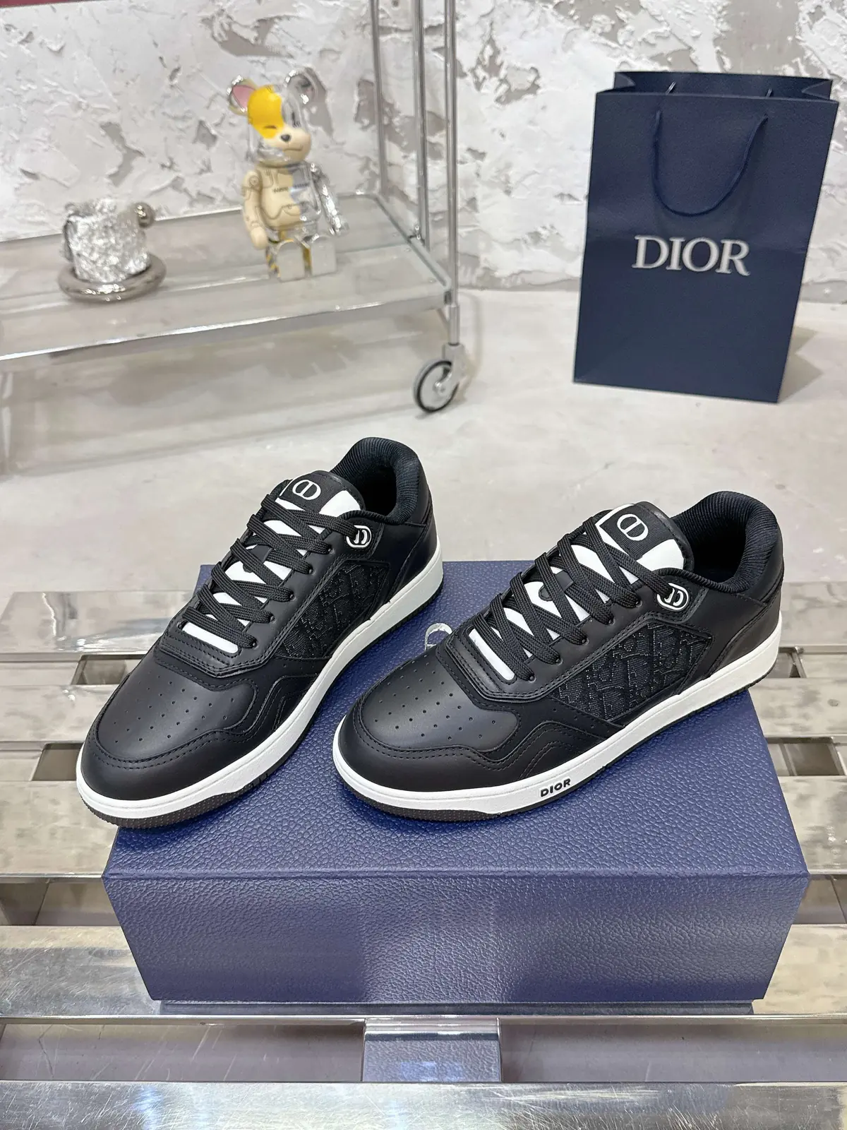 Dior Style White Leather Men's Shoes Lookbook Reference image 4