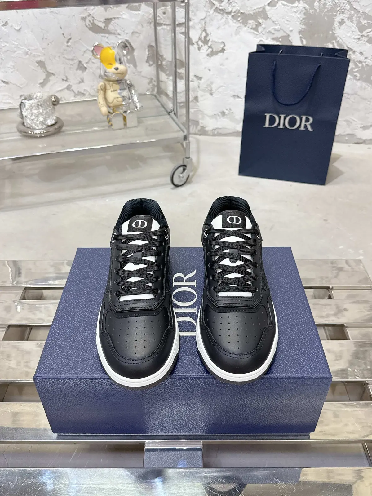 Dior Style White Leather Men's Shoes Lookbook Reference image 5