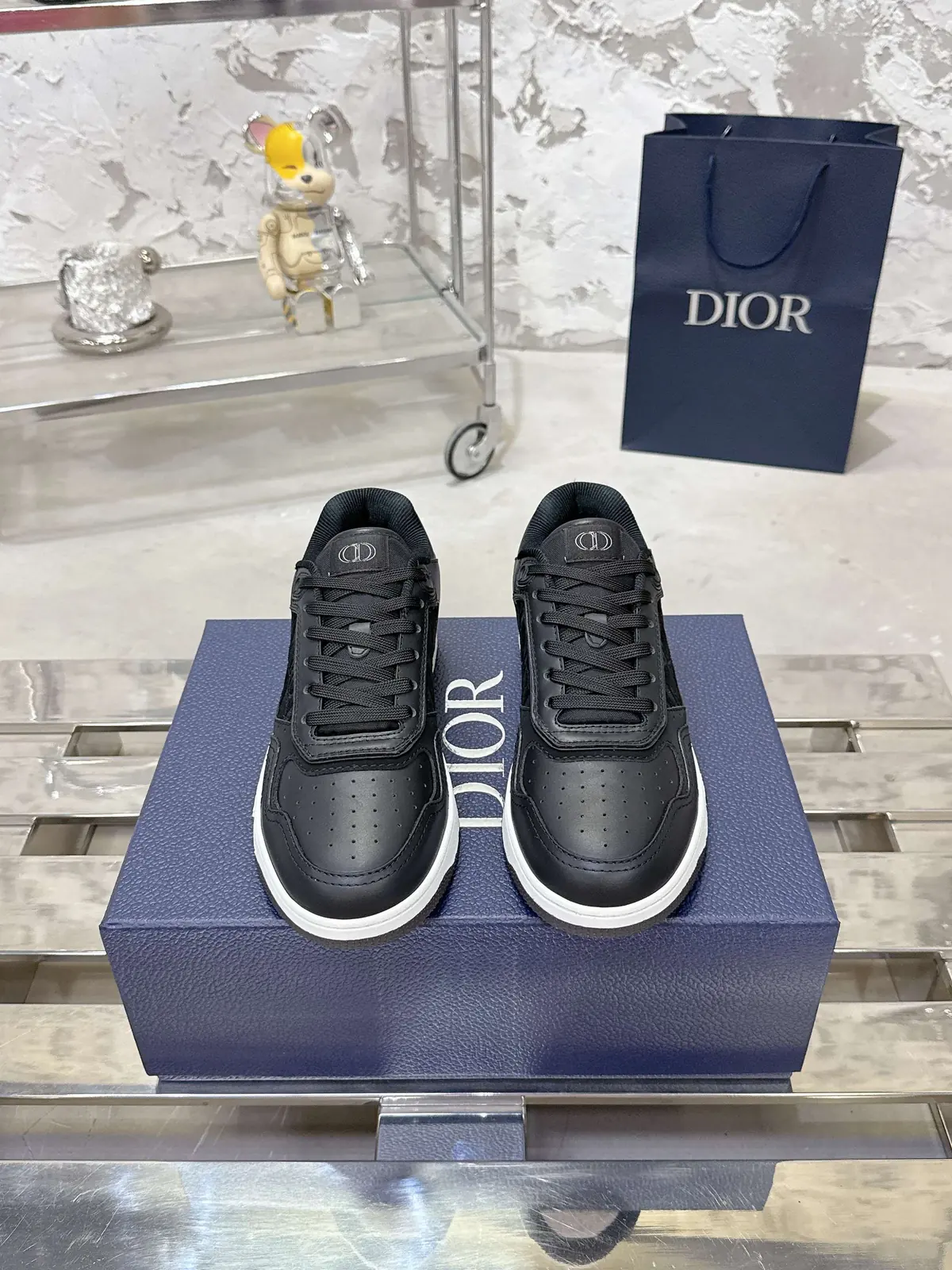 Dior Style White Leather Men's Shoes Lookbook Reference image 3