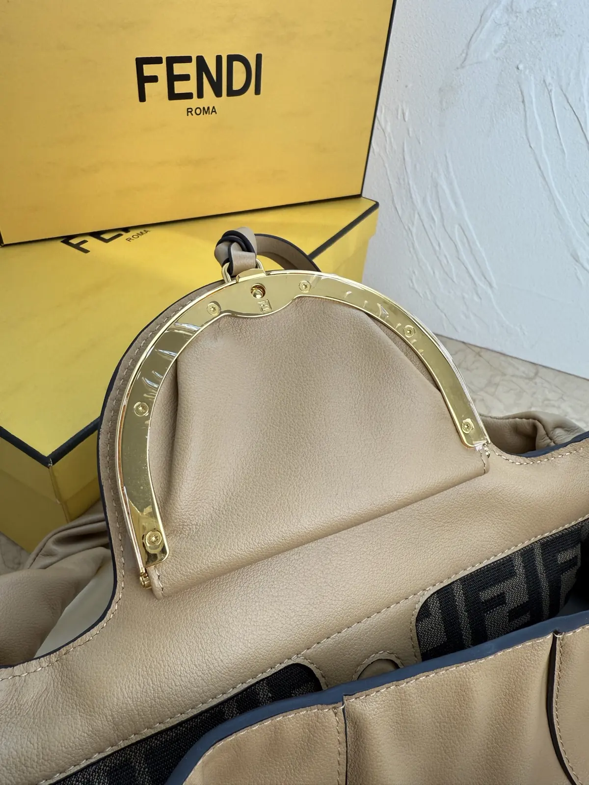 Fendi Style Bag Lookbook Reference image 6