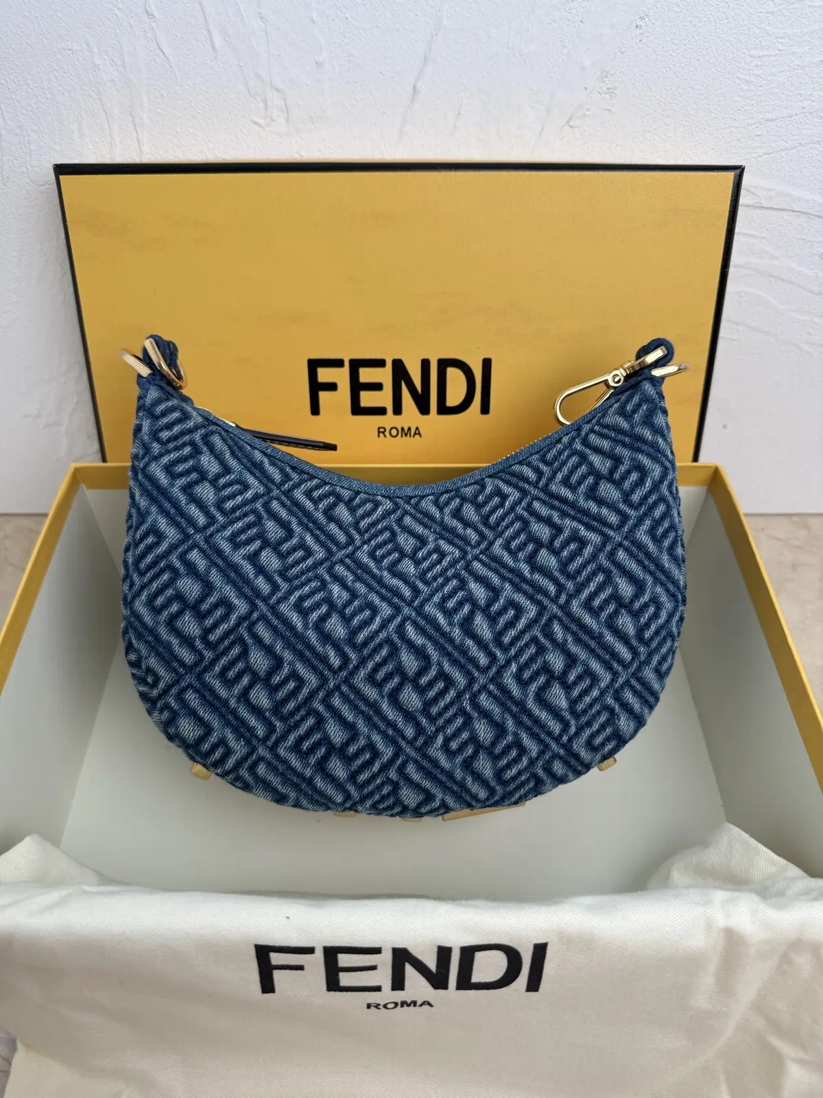 Fendi Style Blue Denim Hobo Bag Lookbook Reference image 5