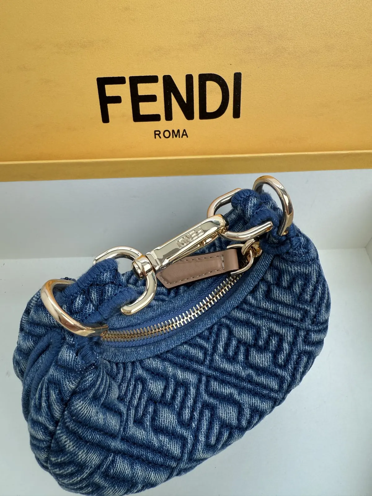 Fendi Style Blue Hobo Bag Lookbook Reference image 4