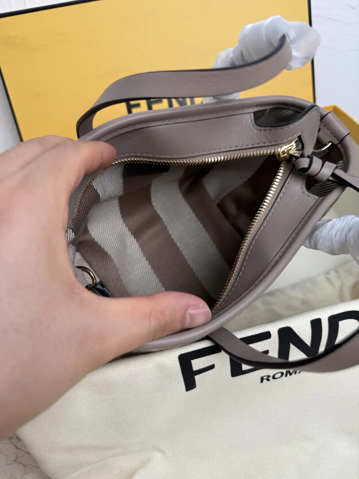 Fendi Style Blue Leather Crossbody Bag Lookbook Reference image 6