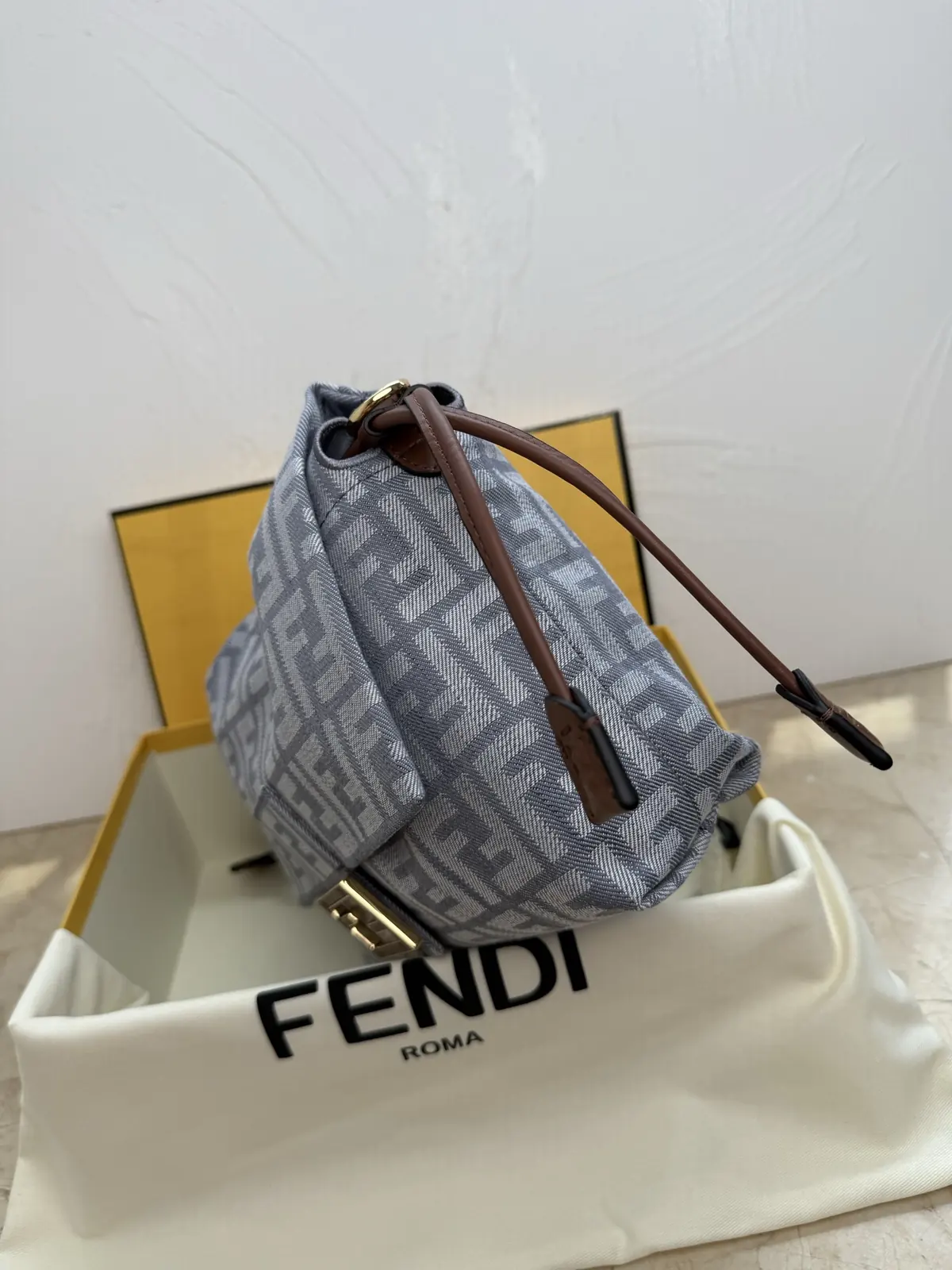 Fendi Style Brown Leather Top Handle Bag Lookbook Reference image 3