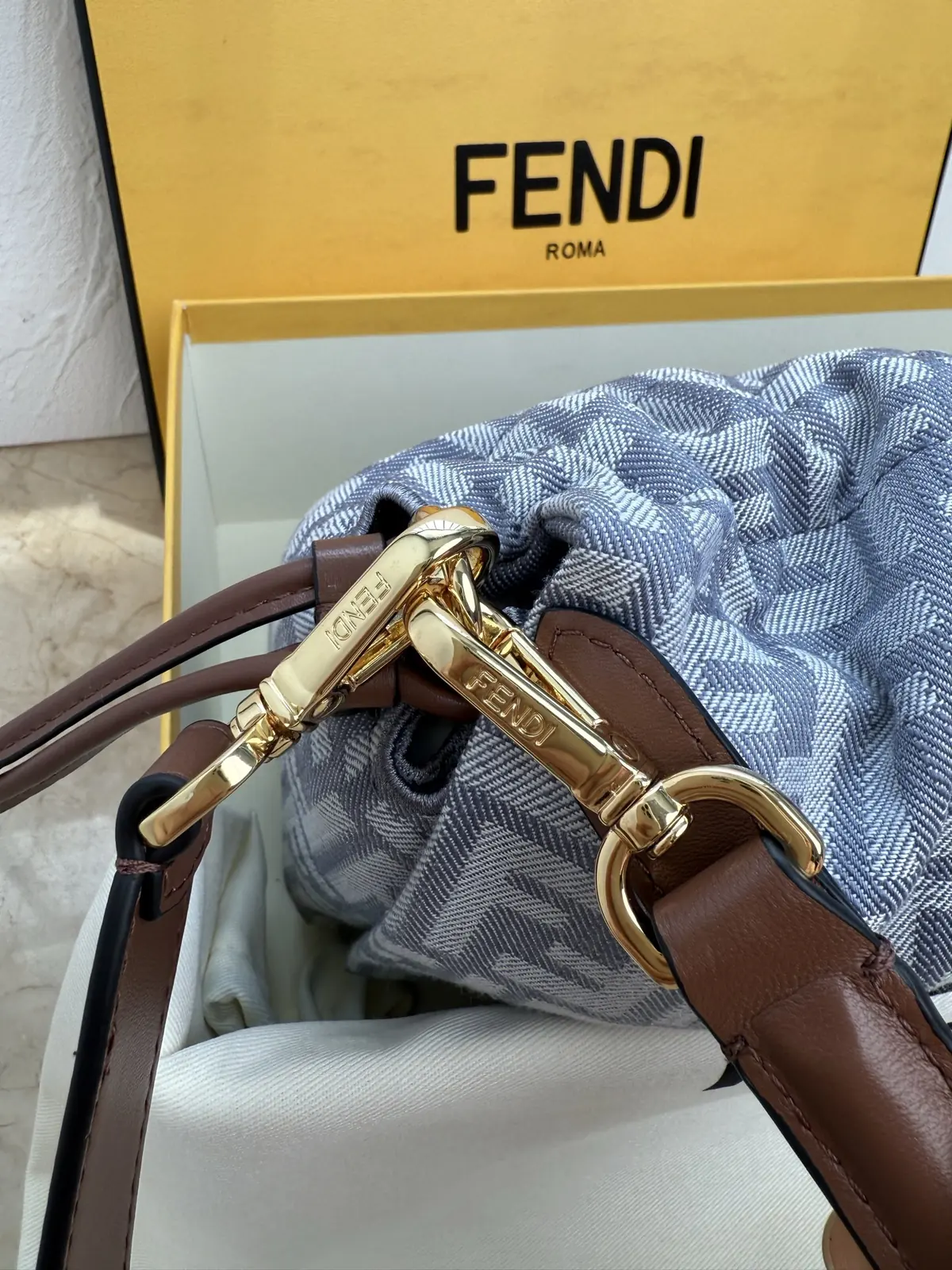 Fendi Style Brown Leather Top Handle Bag Lookbook Reference image 5