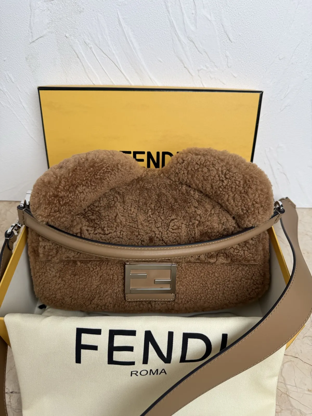 Fendi Style Crossbody Bag Lookbook Reference image 1